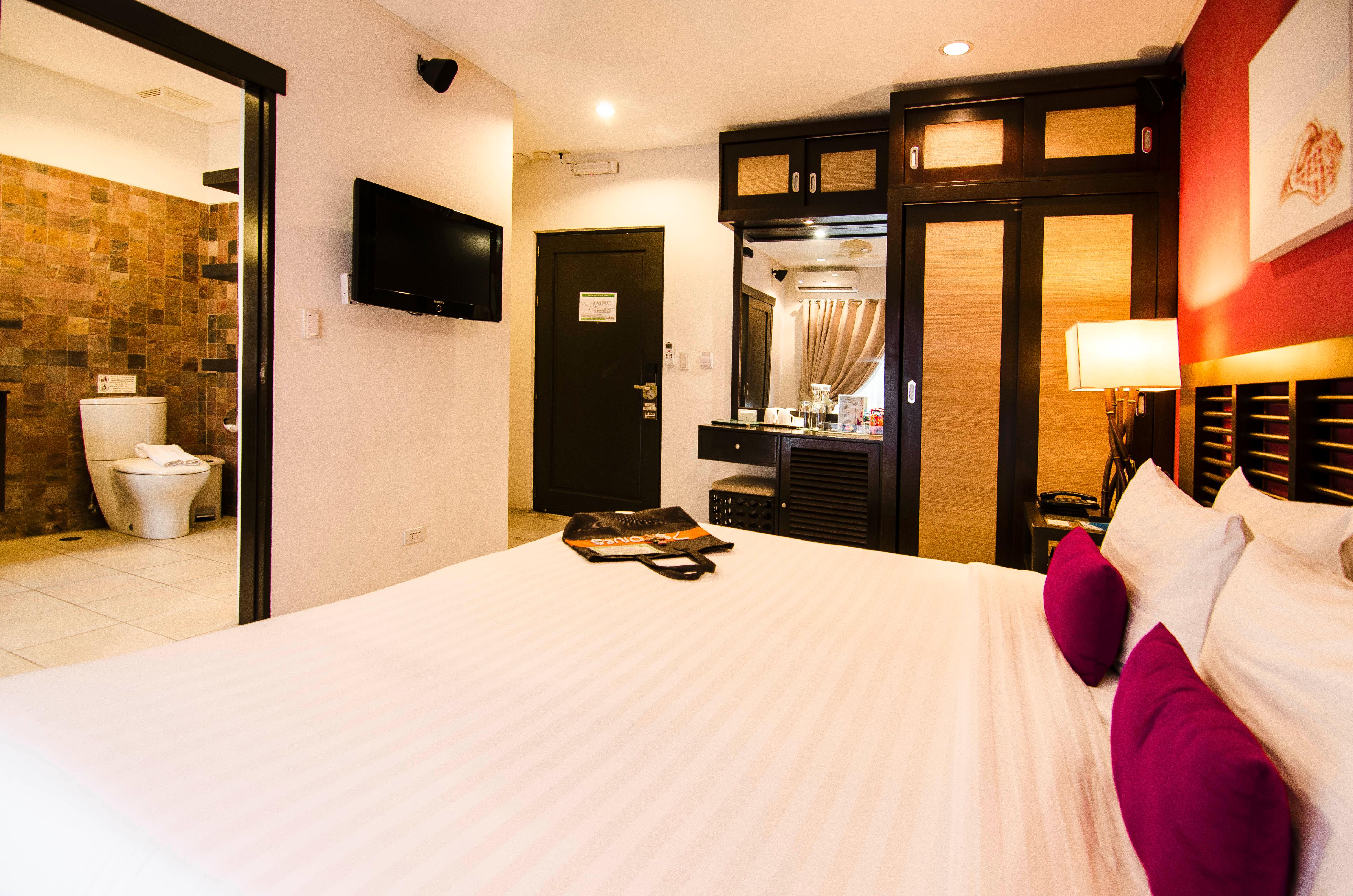 7 Stones Boracay Suites