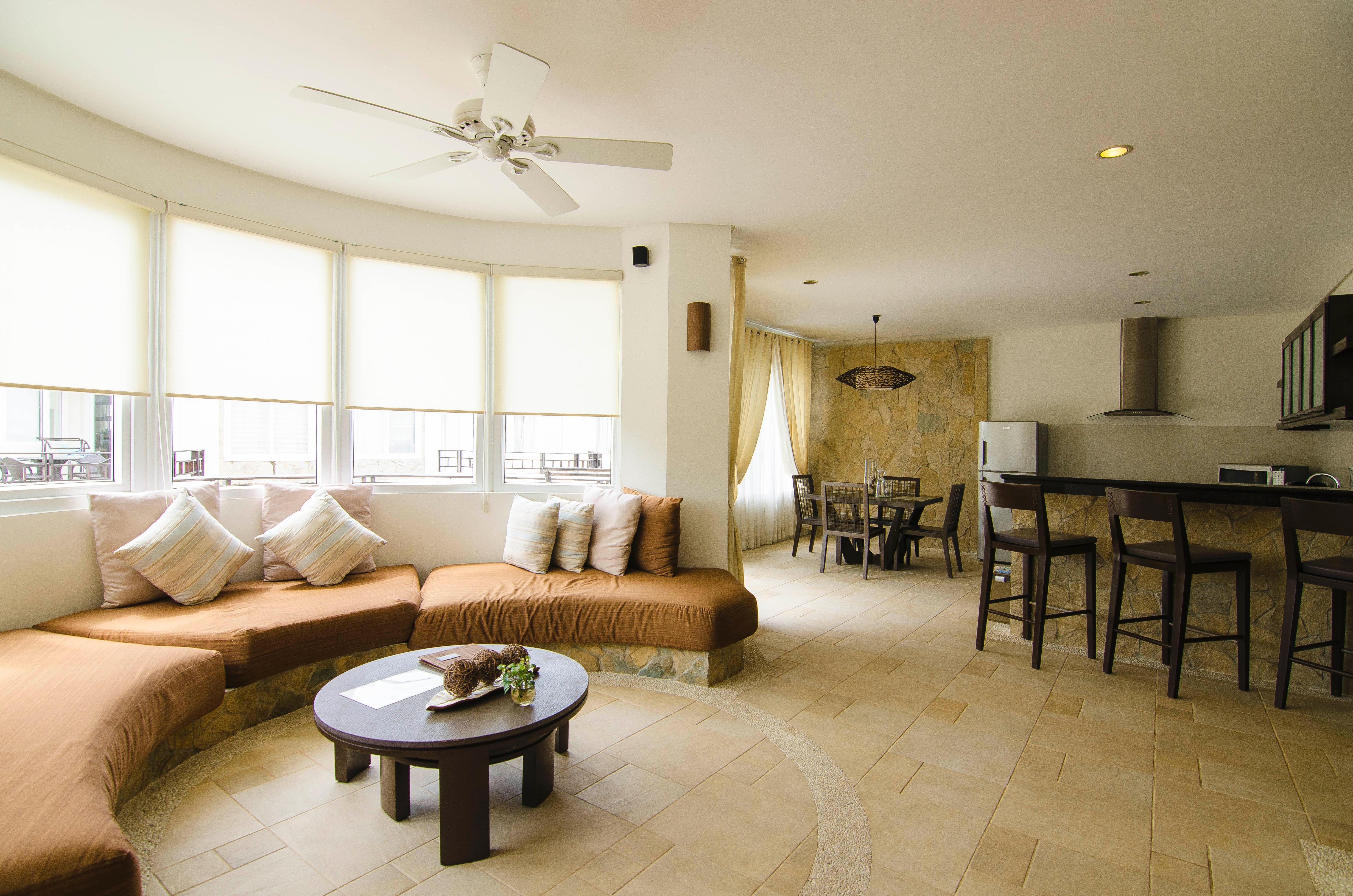 7 Stones Boracay Suites