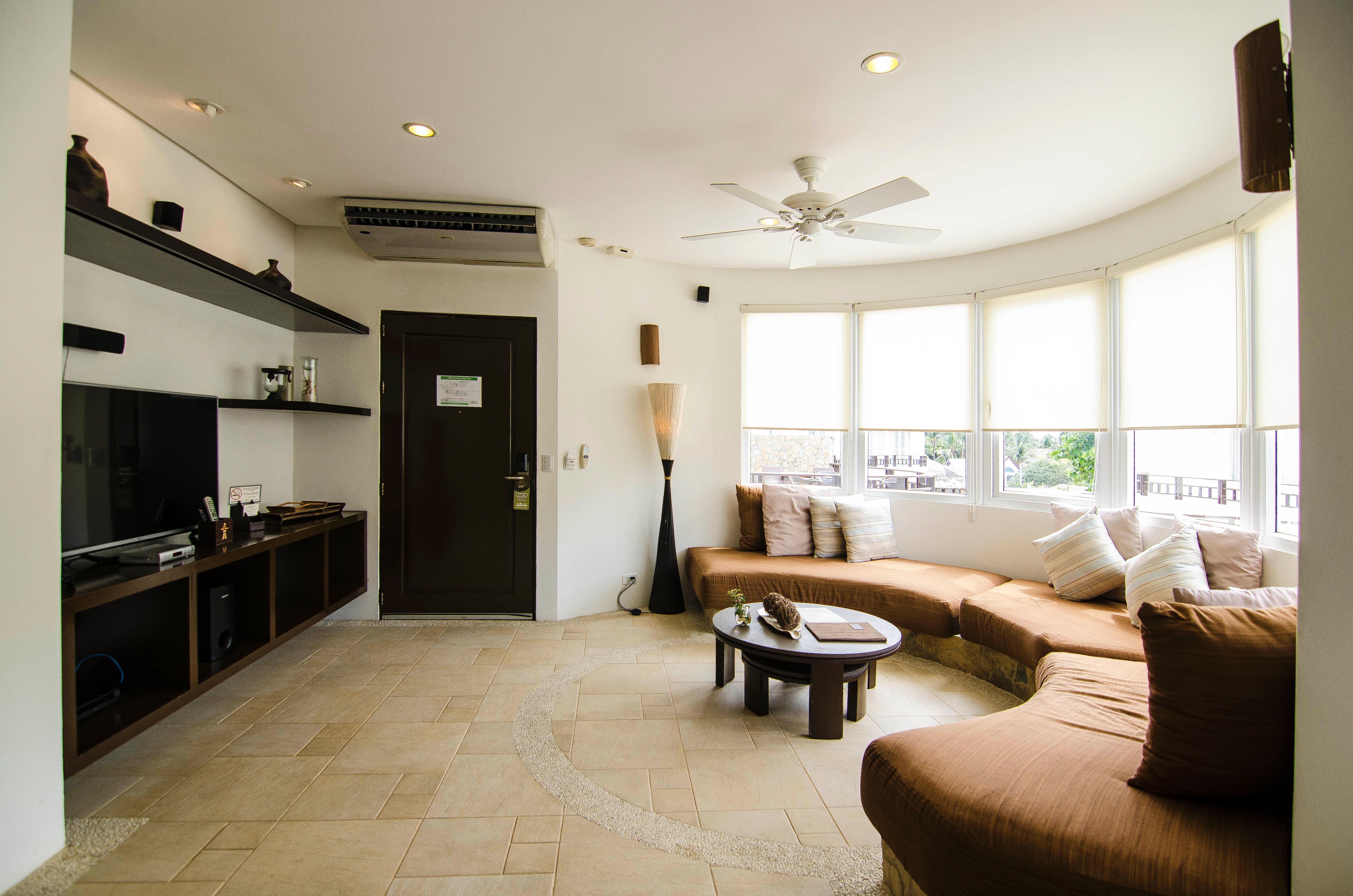 7 Stones Boracay Suites