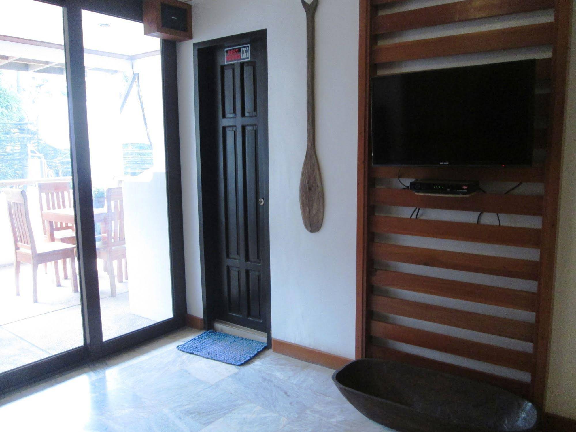 Abozza Resort