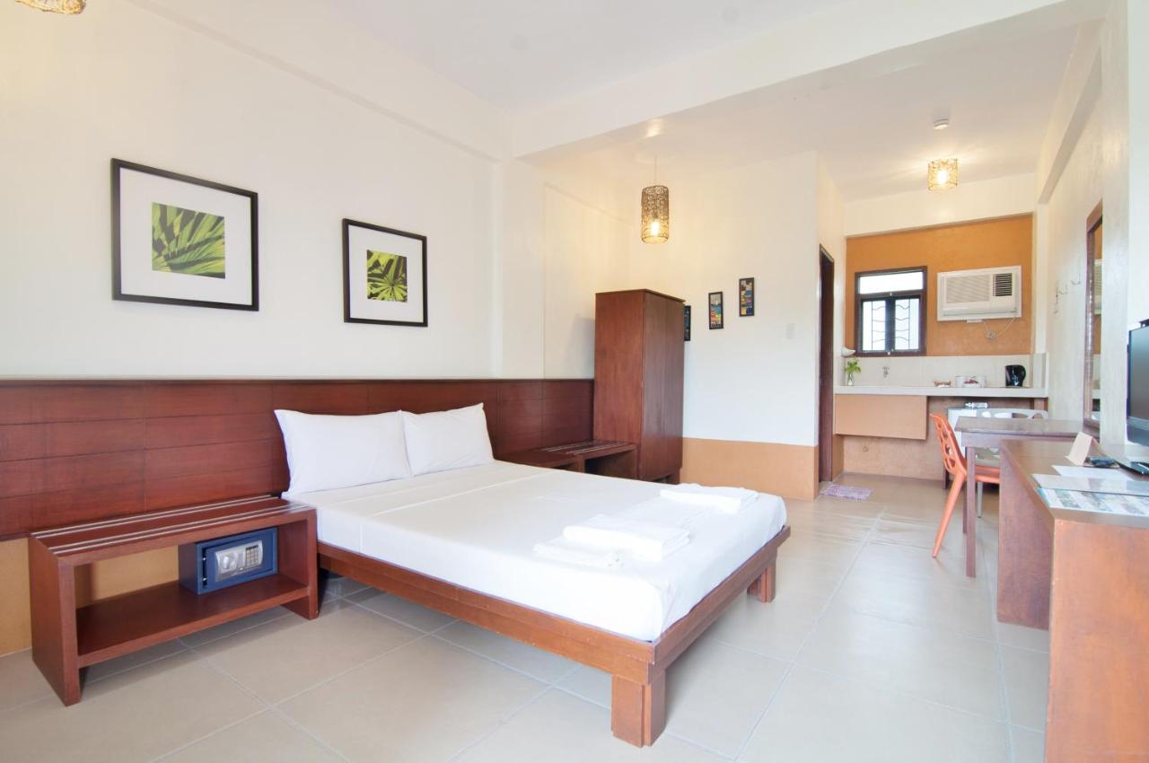 Agos Boracay Rooms + Beds