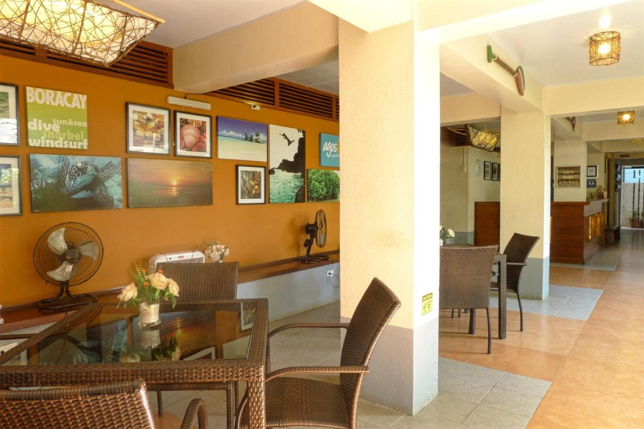 Agos Boracay Rooms + Beds