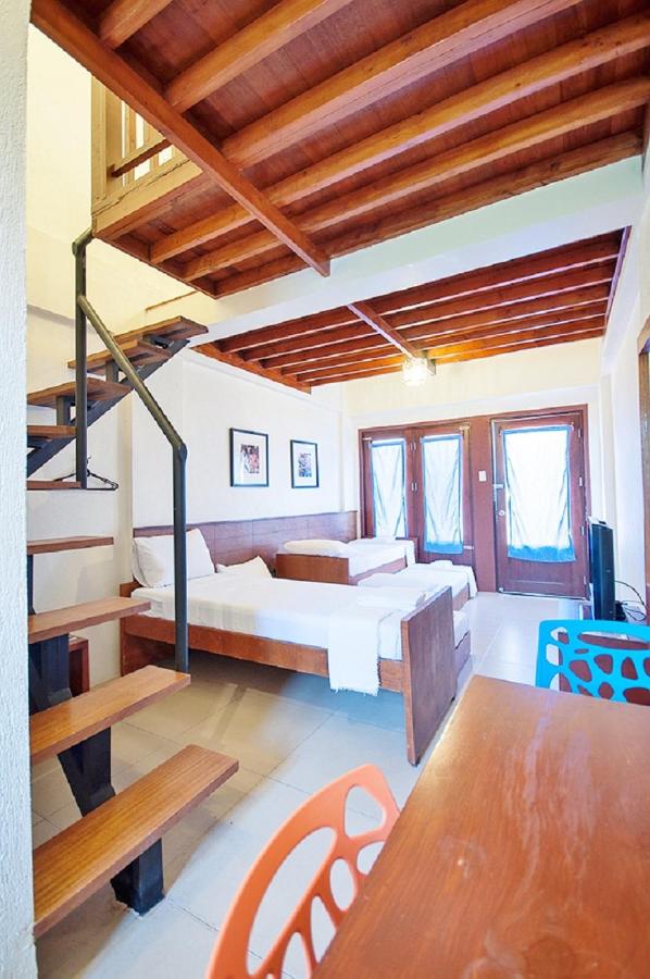 Agos Boracay Rooms + Beds
