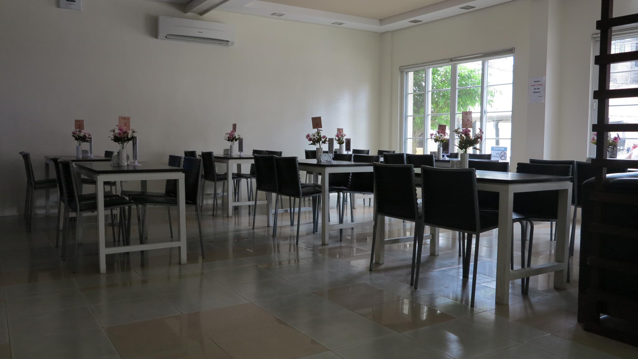 Alice in Wonderland Beach Resort