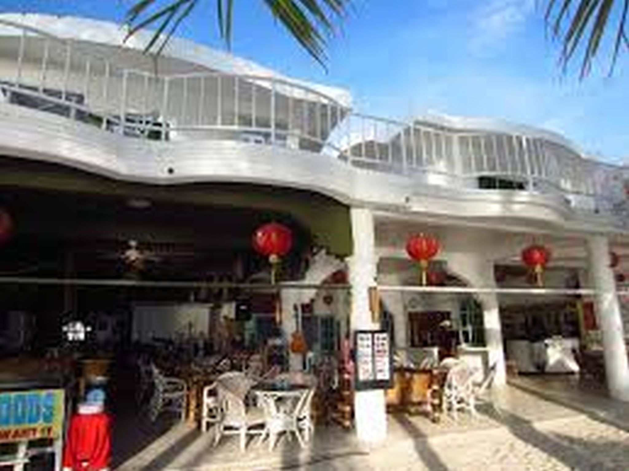 Alla Luna Rossa Beach Hotel