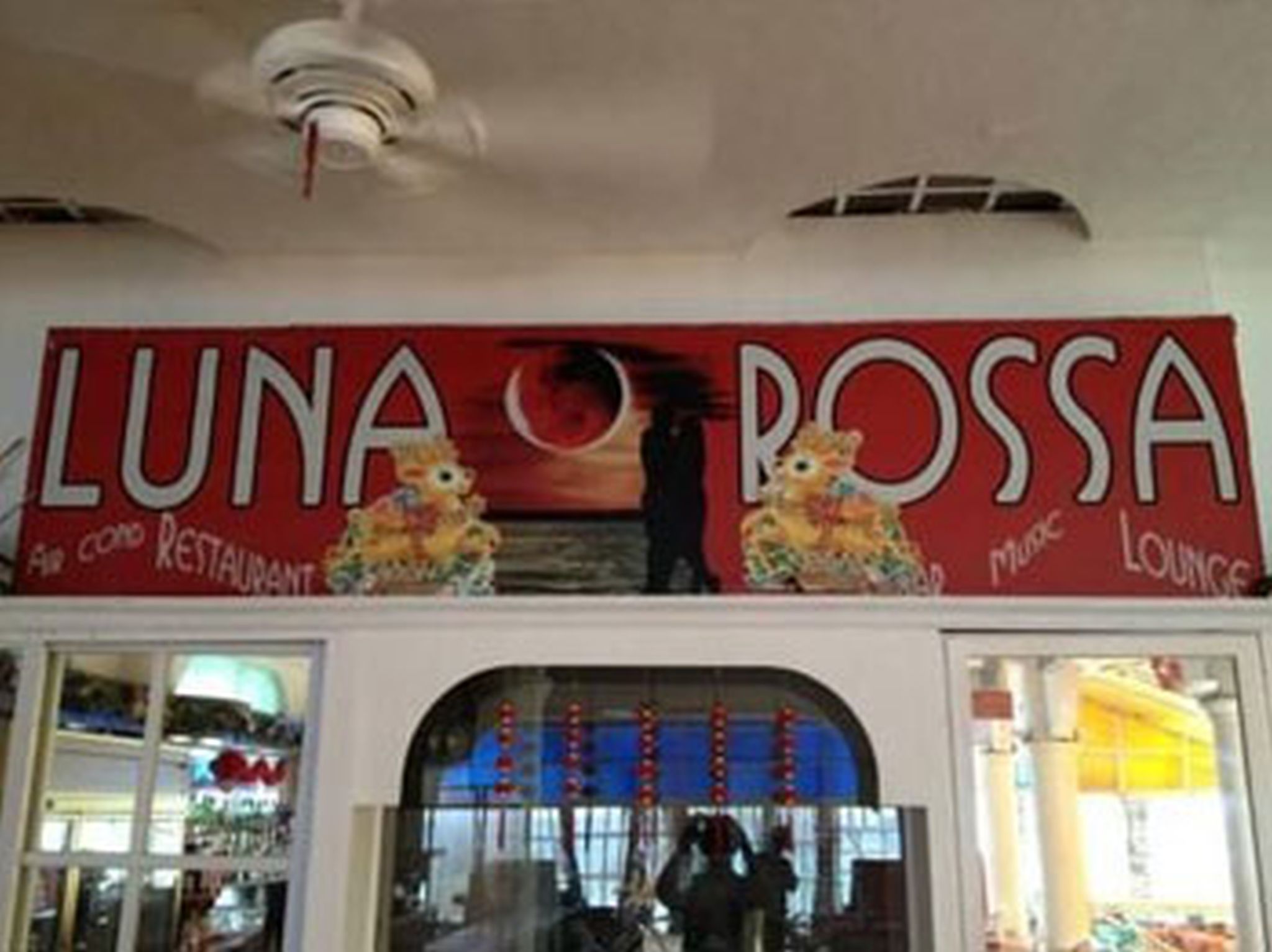 Alla Luna Rossa Beach Hotel