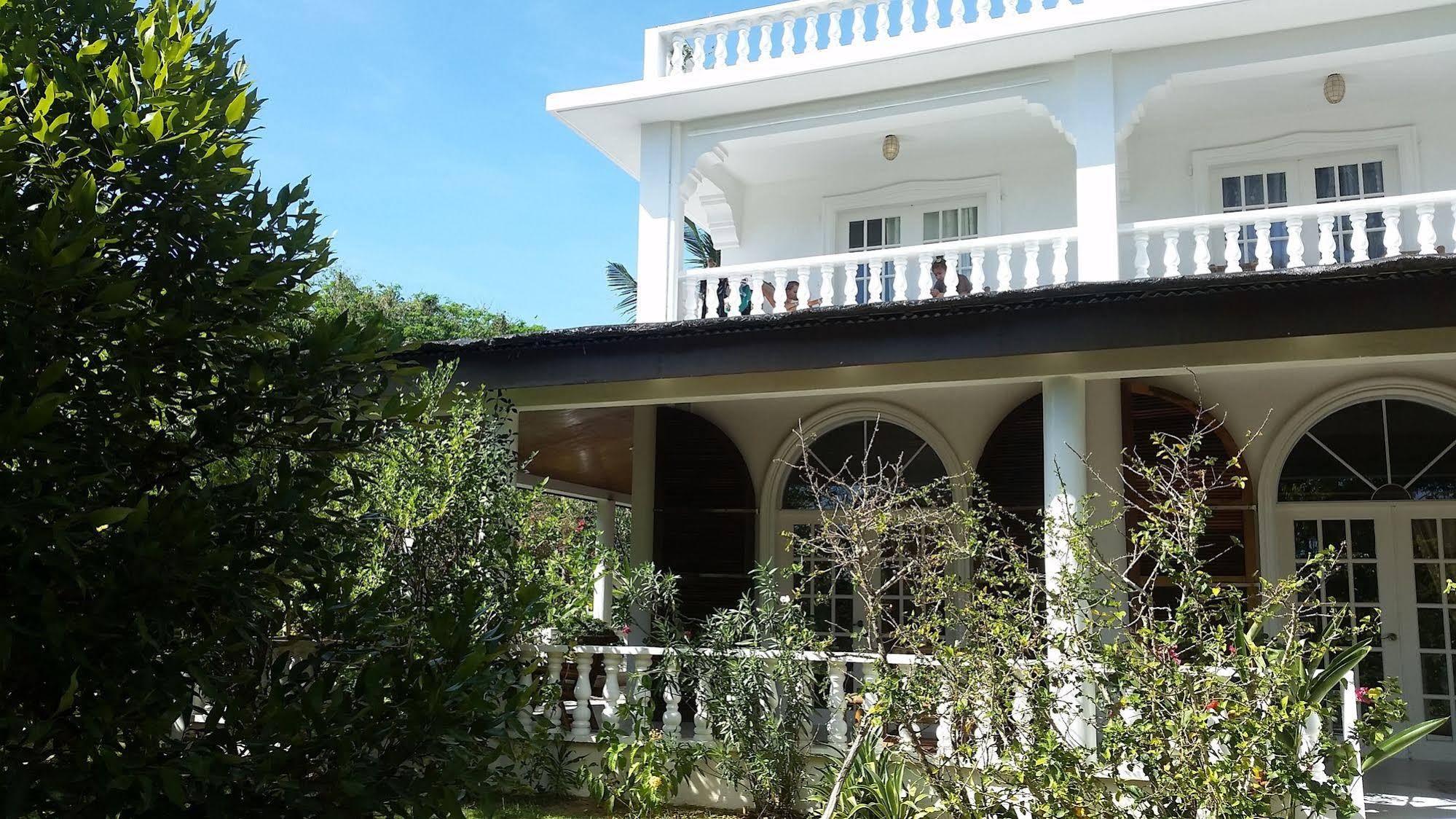Almafada Villa