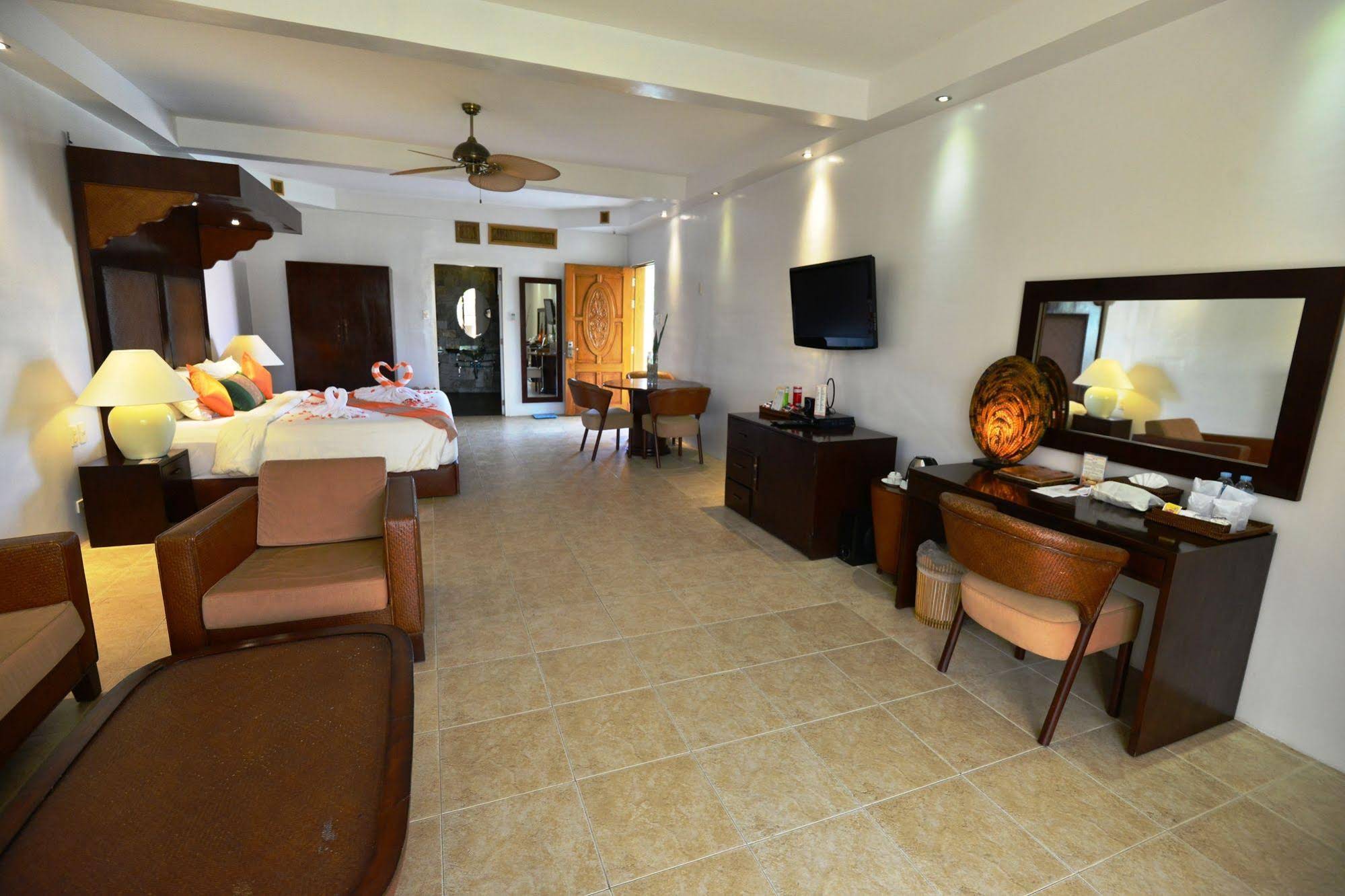 Ambassador in Paradise Resort