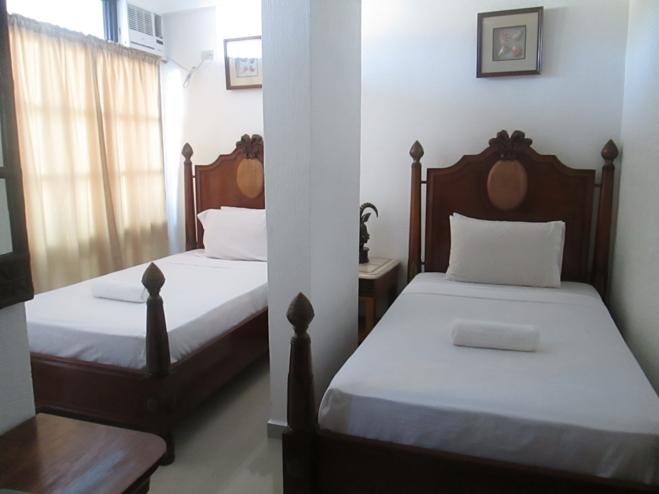 Amigos Beach Resort