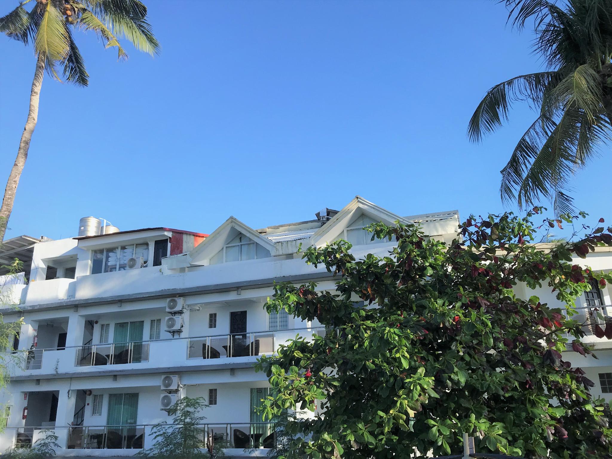 Grand Blue Beach Hotel