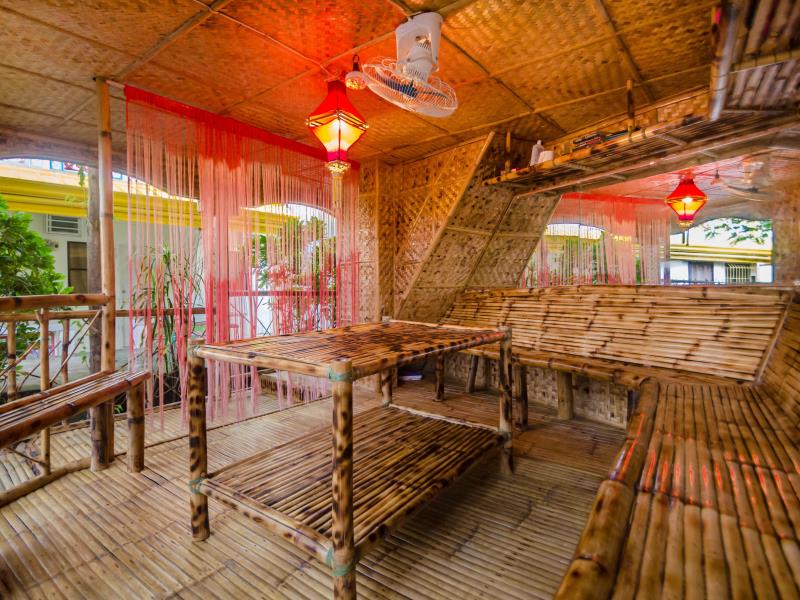 Bambooze Hauz