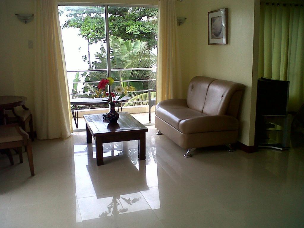 Beachcomber Resort