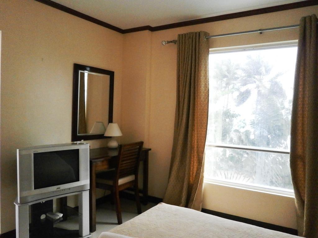 Beachcomber Resort