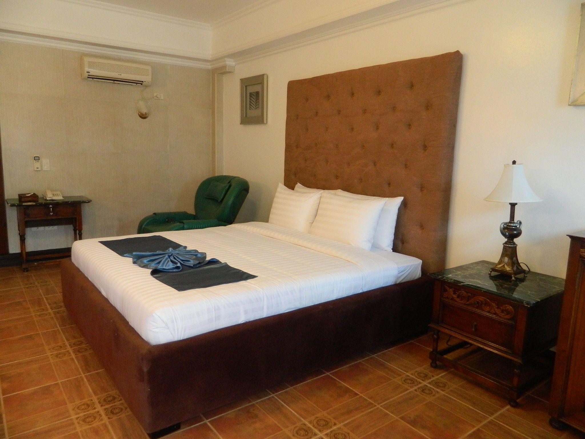 Bolabog Beach Resort