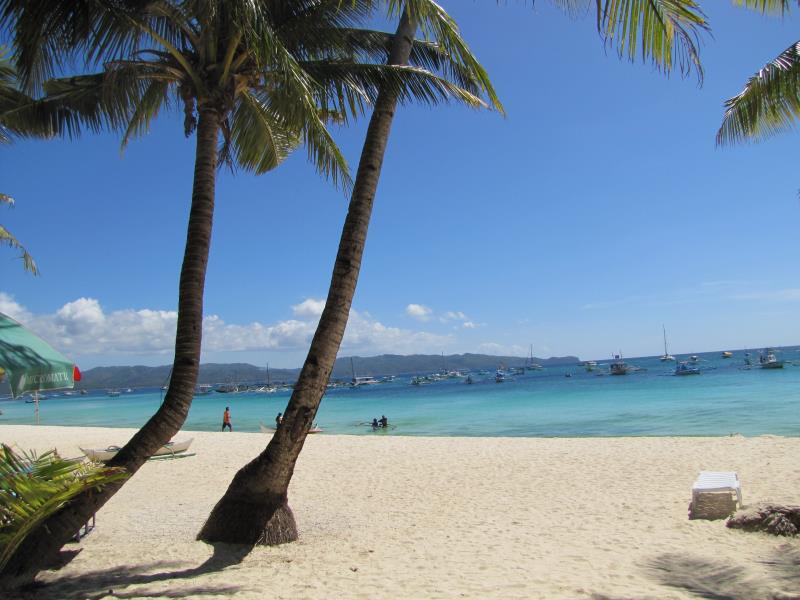 Golden Phoenix Hotel Boracay