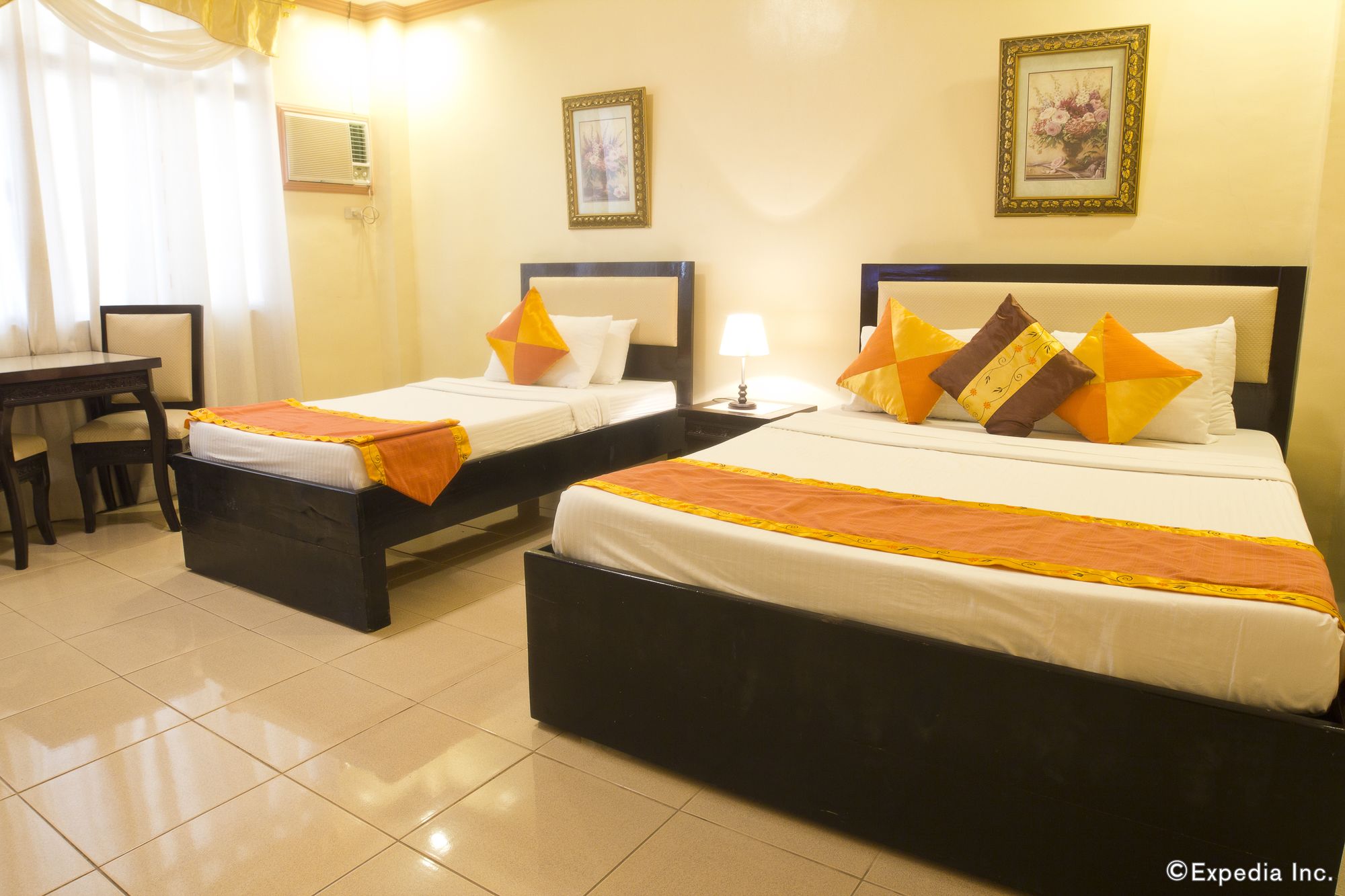 Boracay Holiday Resort
