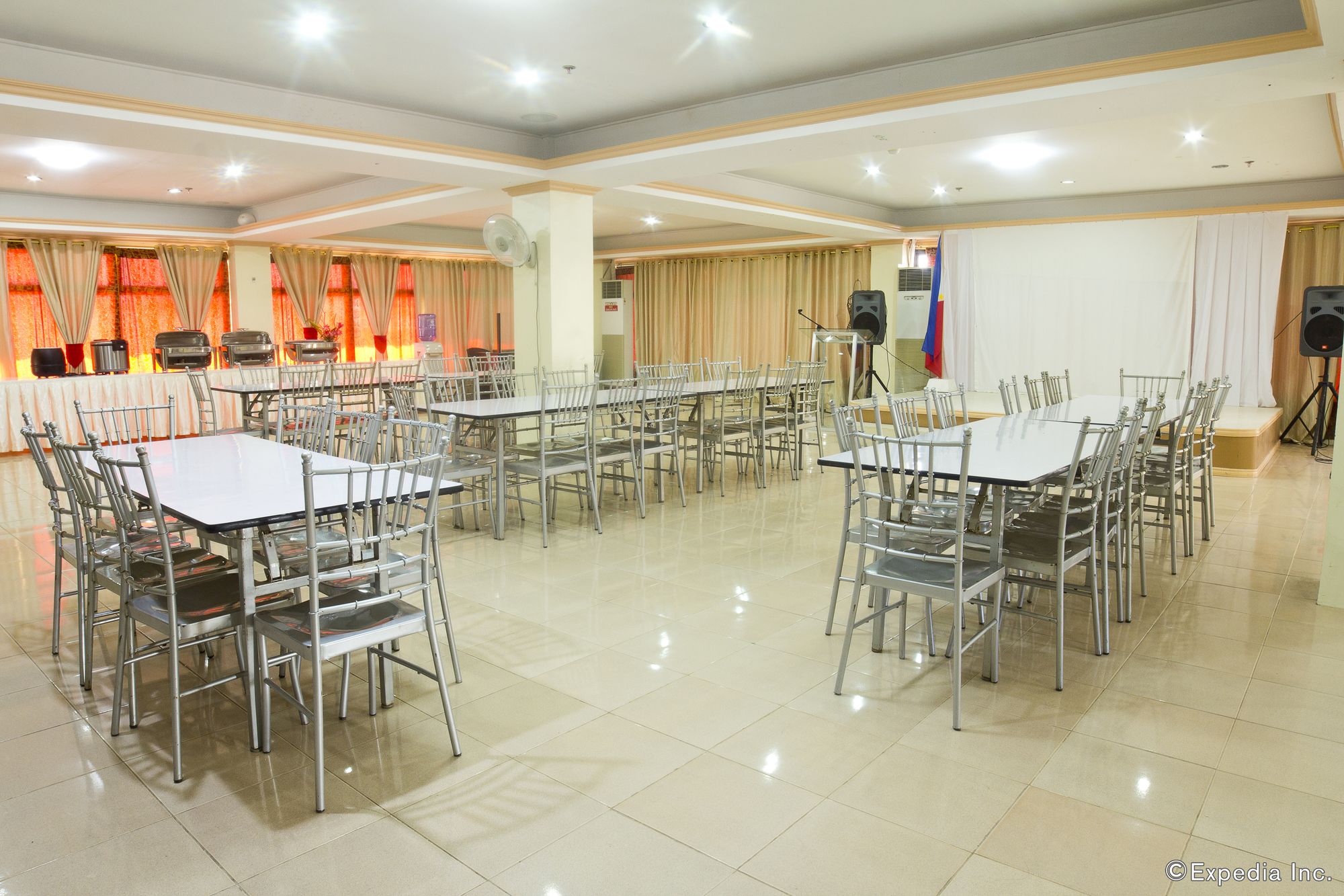 Boracay Holiday Resort