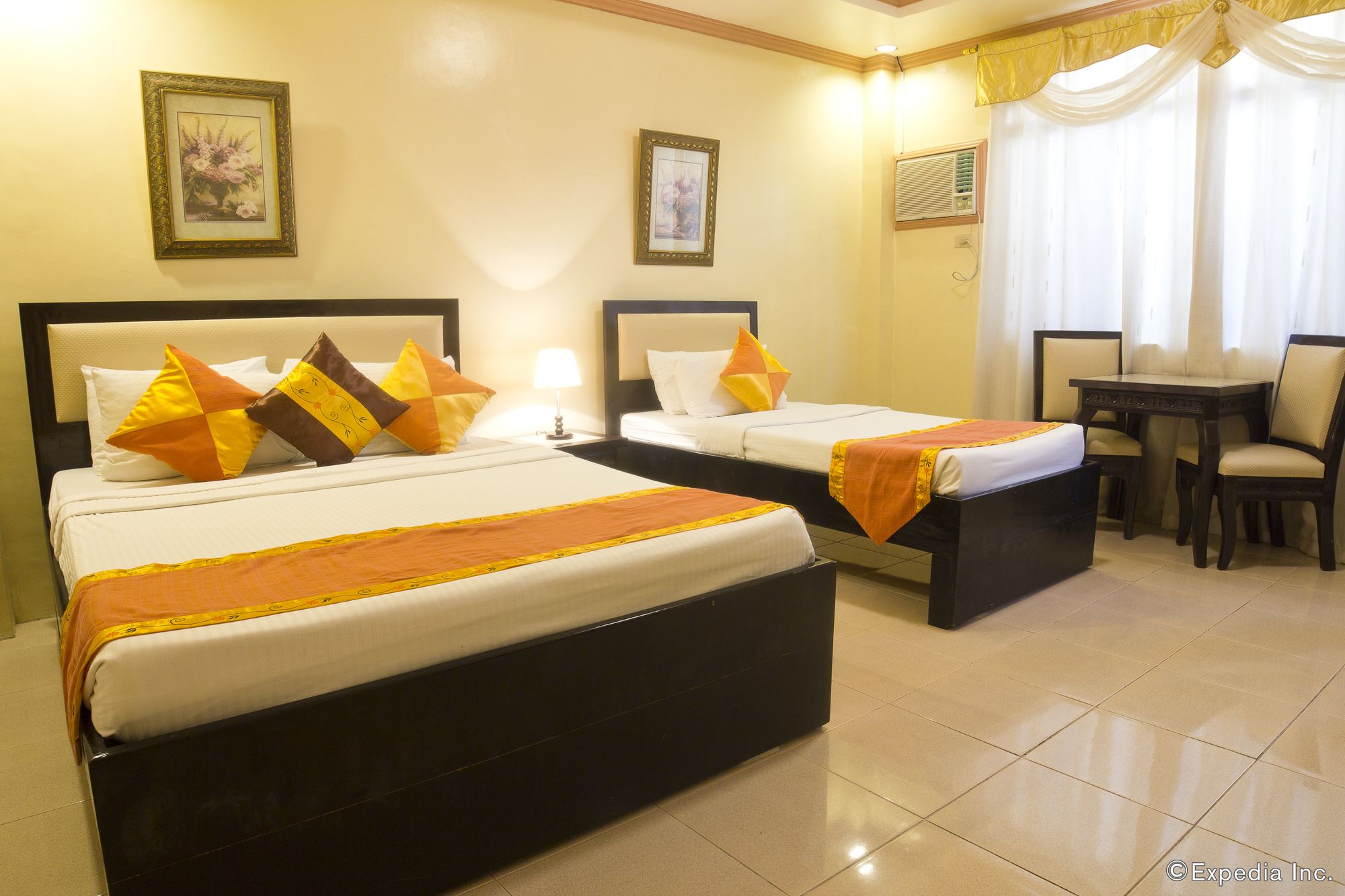 Boracay Holiday Resort