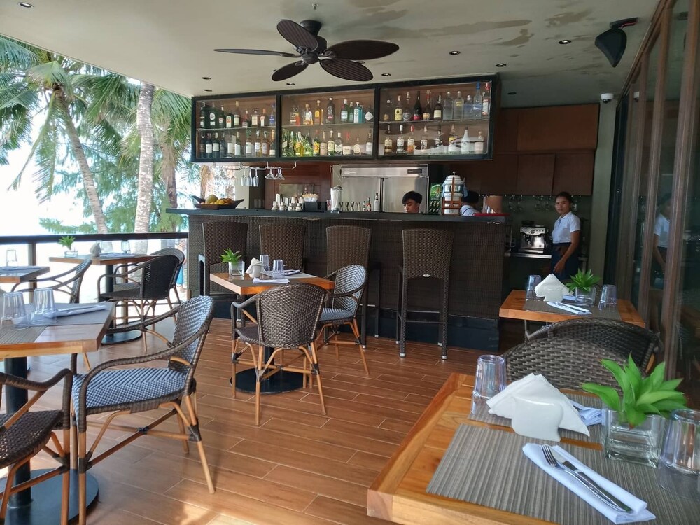 Boracay Mandarin White Sand Resort