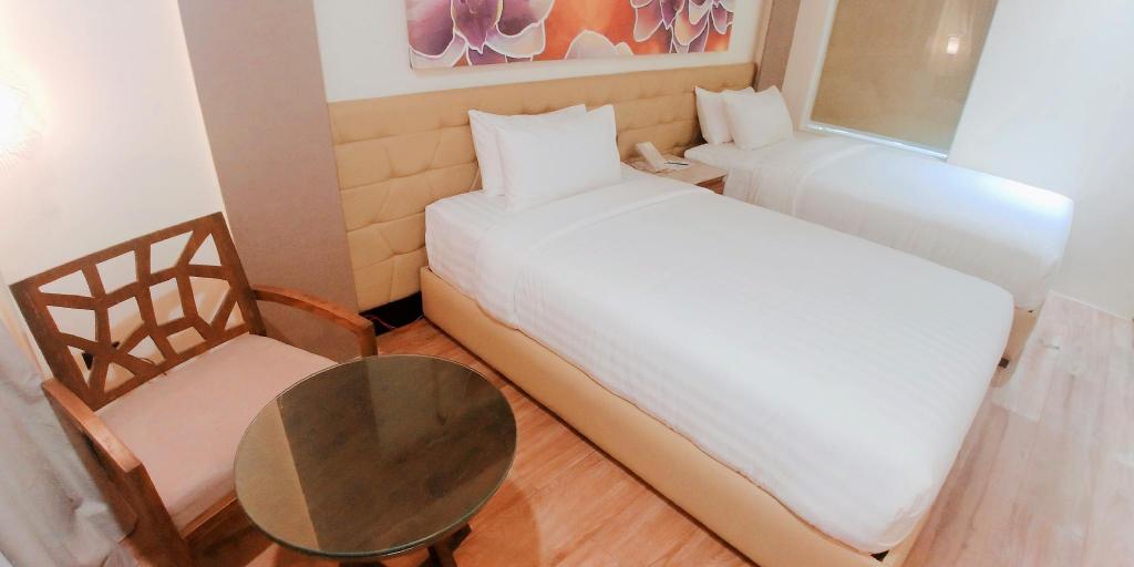 Boracay Ocean Club Resort & Spa