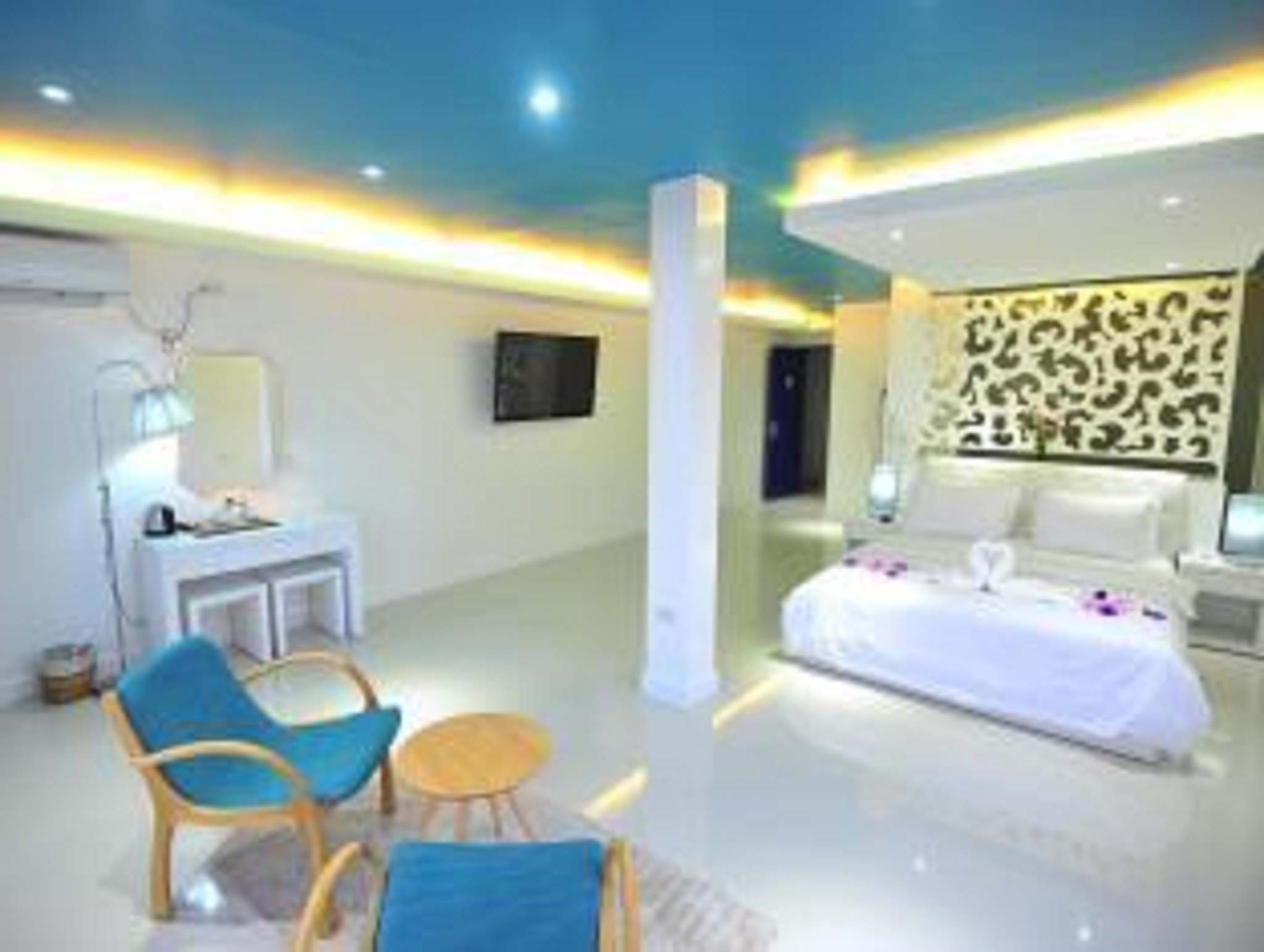Boracay Ocean Club Resort & Spa