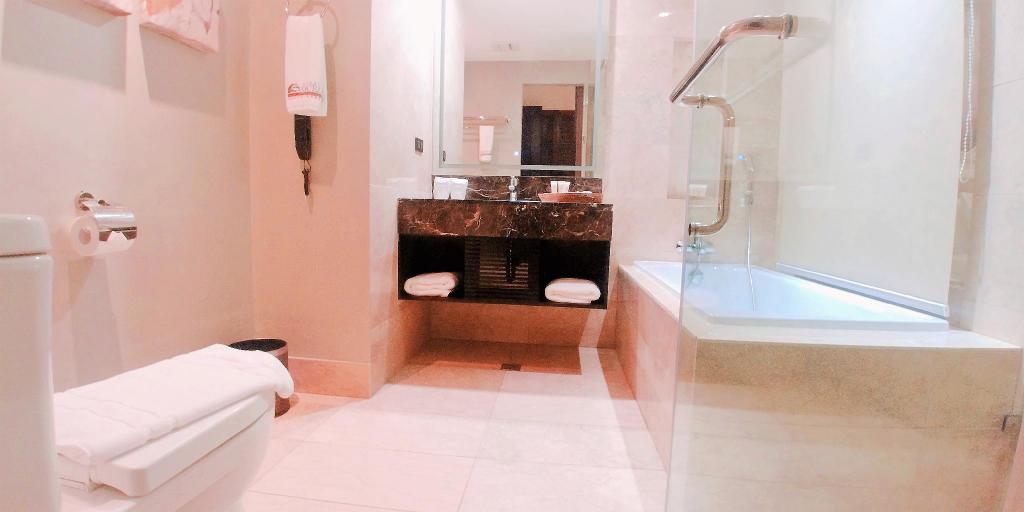 Boracay Ocean Club Resort & Spa