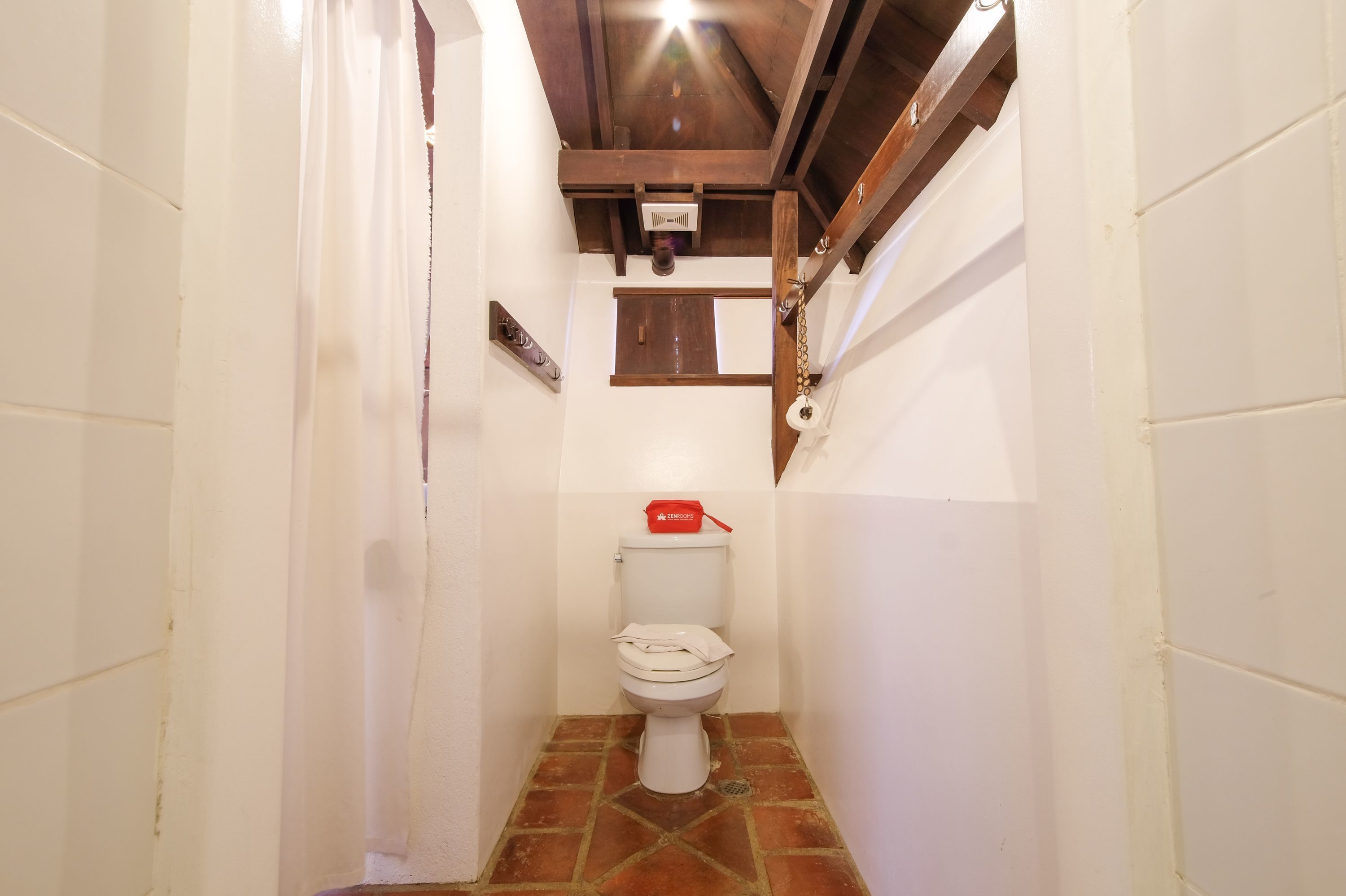 Boracay Pito Huts by ZEN Rooms