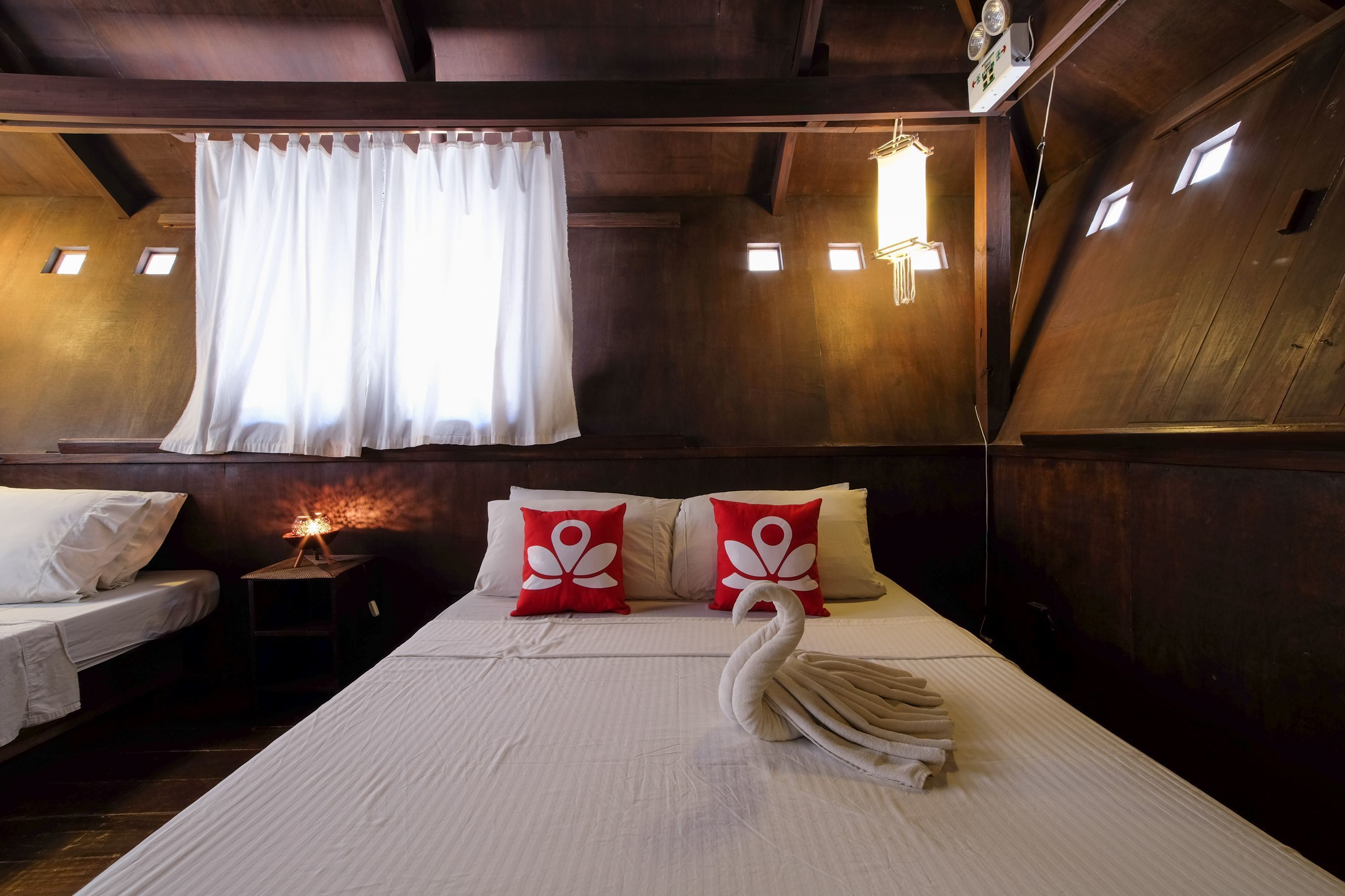 Boracay Pito Huts by ZEN Rooms