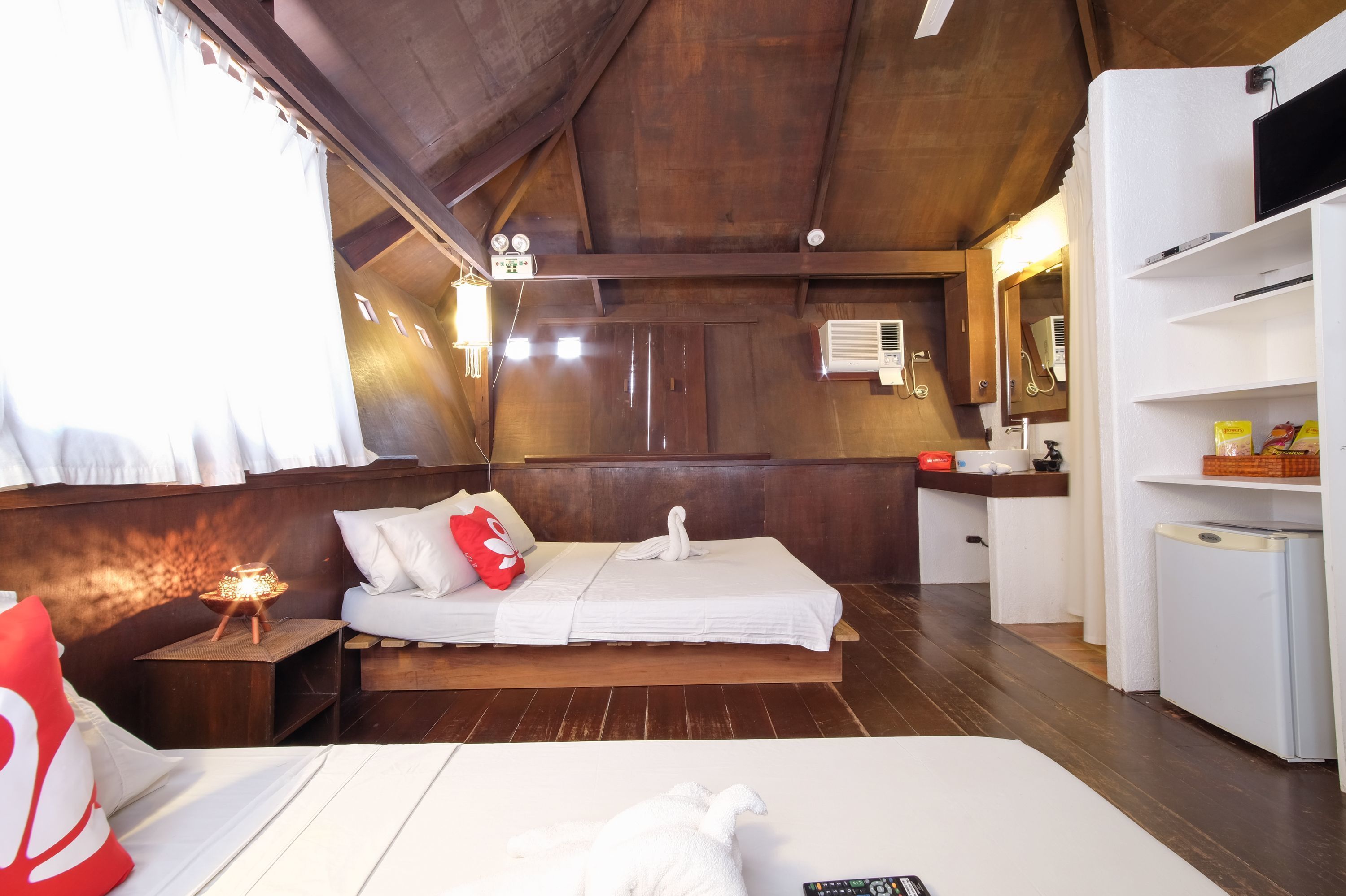 Boracay Pito Huts by ZEN Rooms