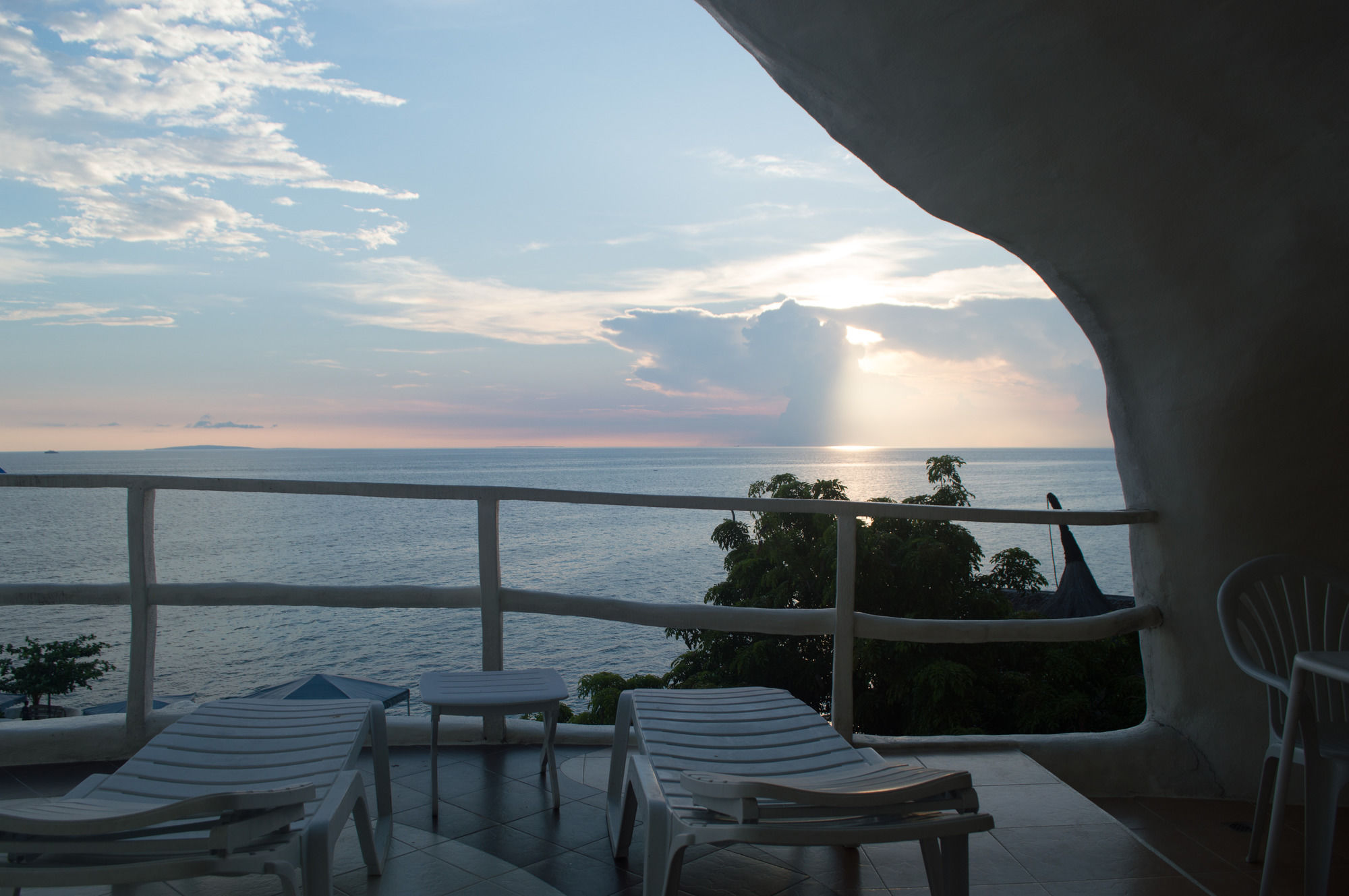 Boracay West Cove