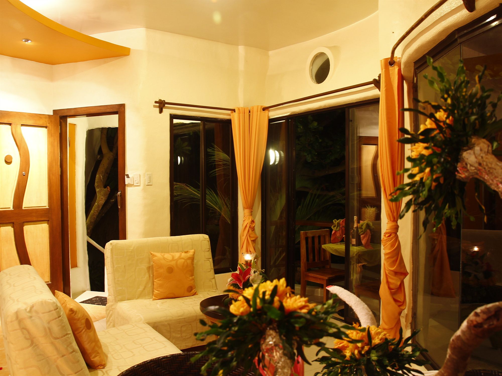 Boracay West Cove