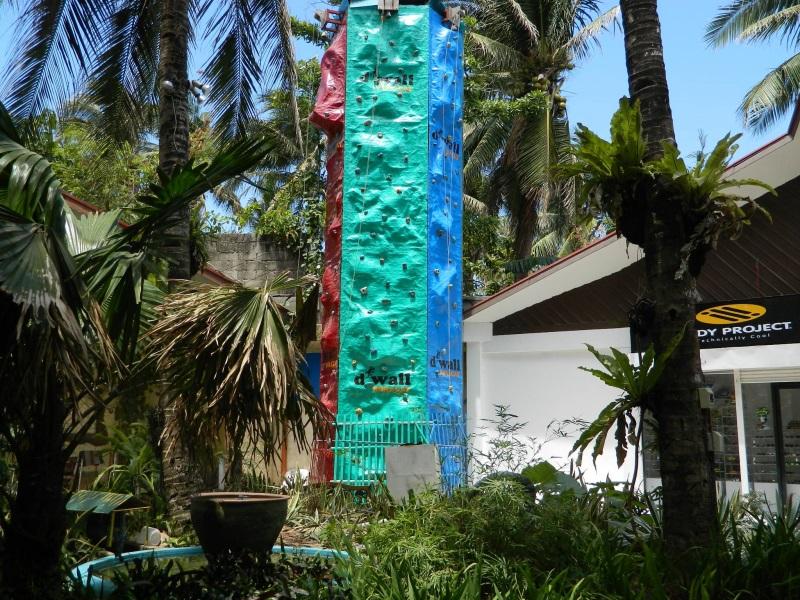Budget Room Boracay Island Hostel