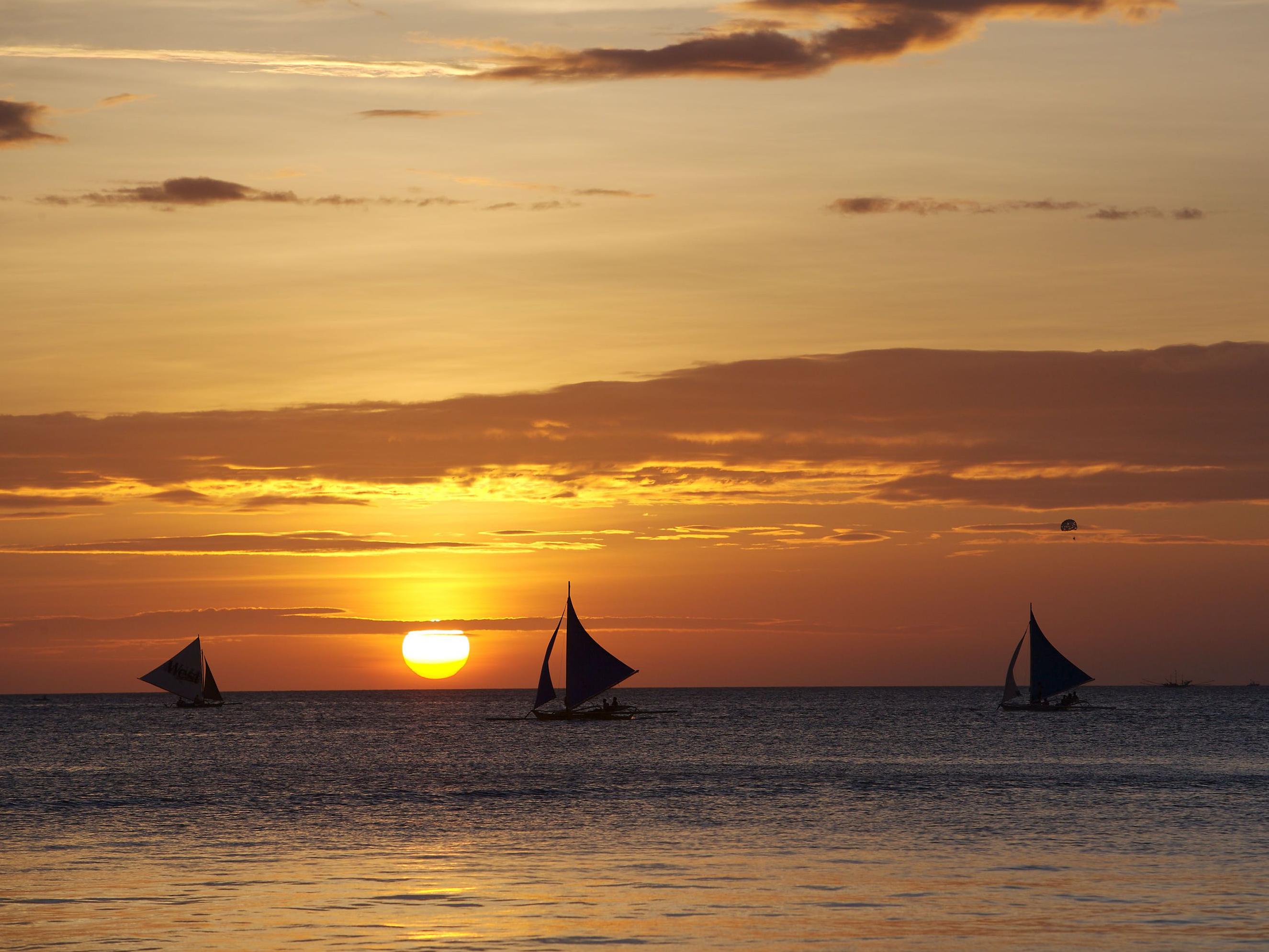 Calypso Beach & Dive Resort
