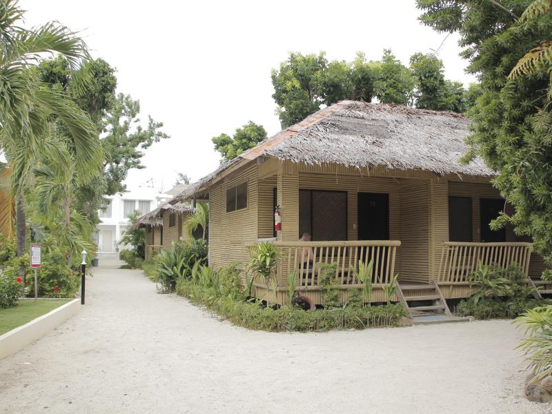 Casa Pilar Beach Resort