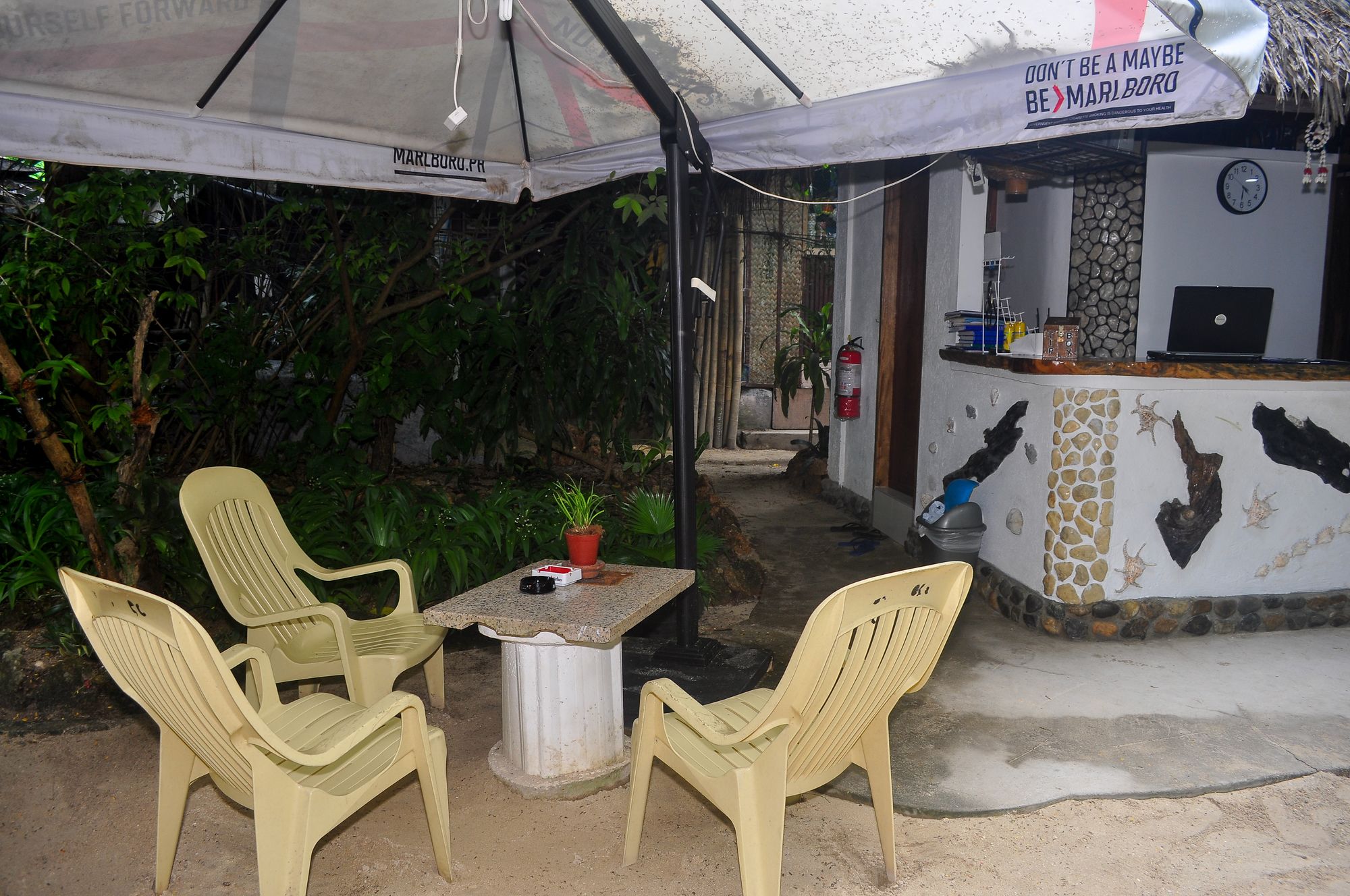 Cocoloco Boracay Beach Resort