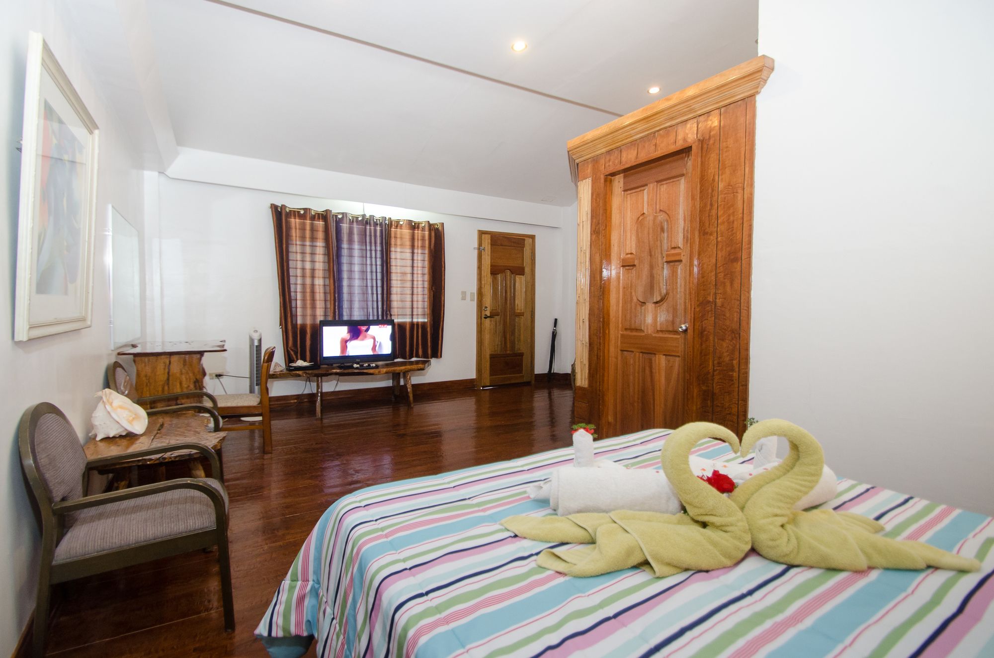 Cocoloco Boracay Beach Resort