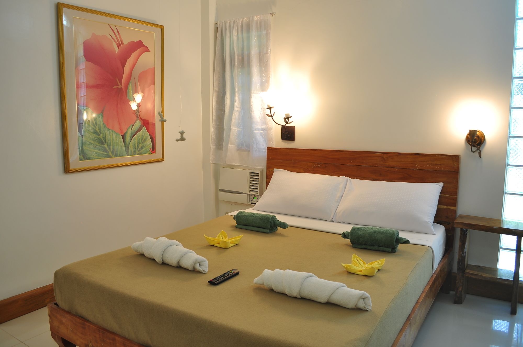 Cocoloco Boracay Beach Resort