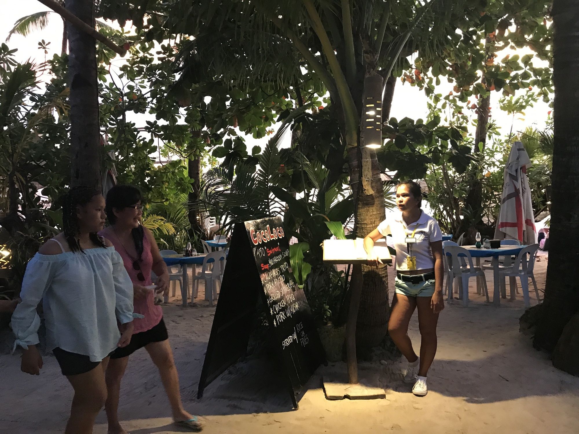 Cocoloco Boracay Beach Resort