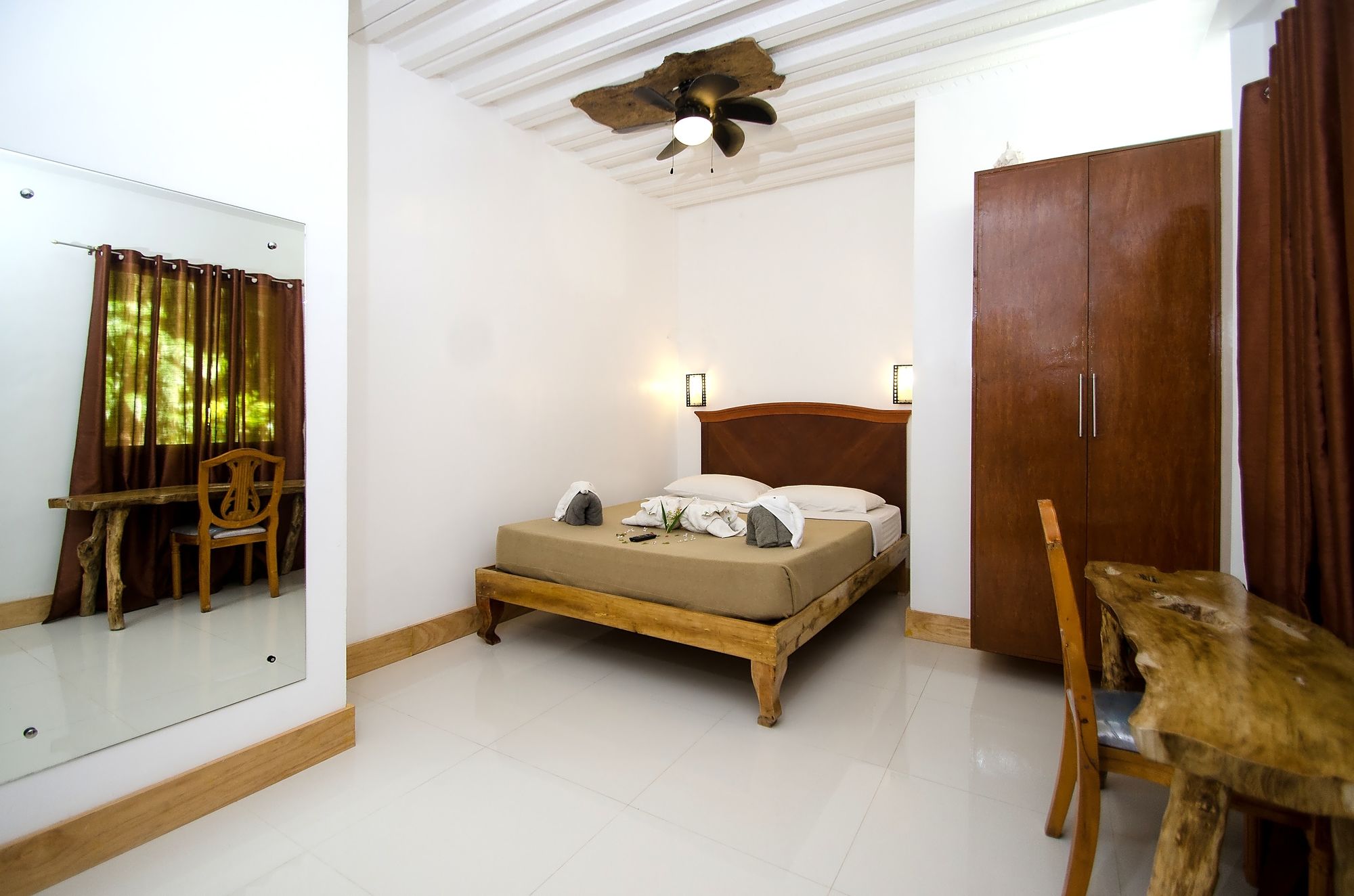 Cocoloco Boracay Beach Resort