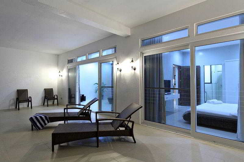 Cohiba Villas Apartments