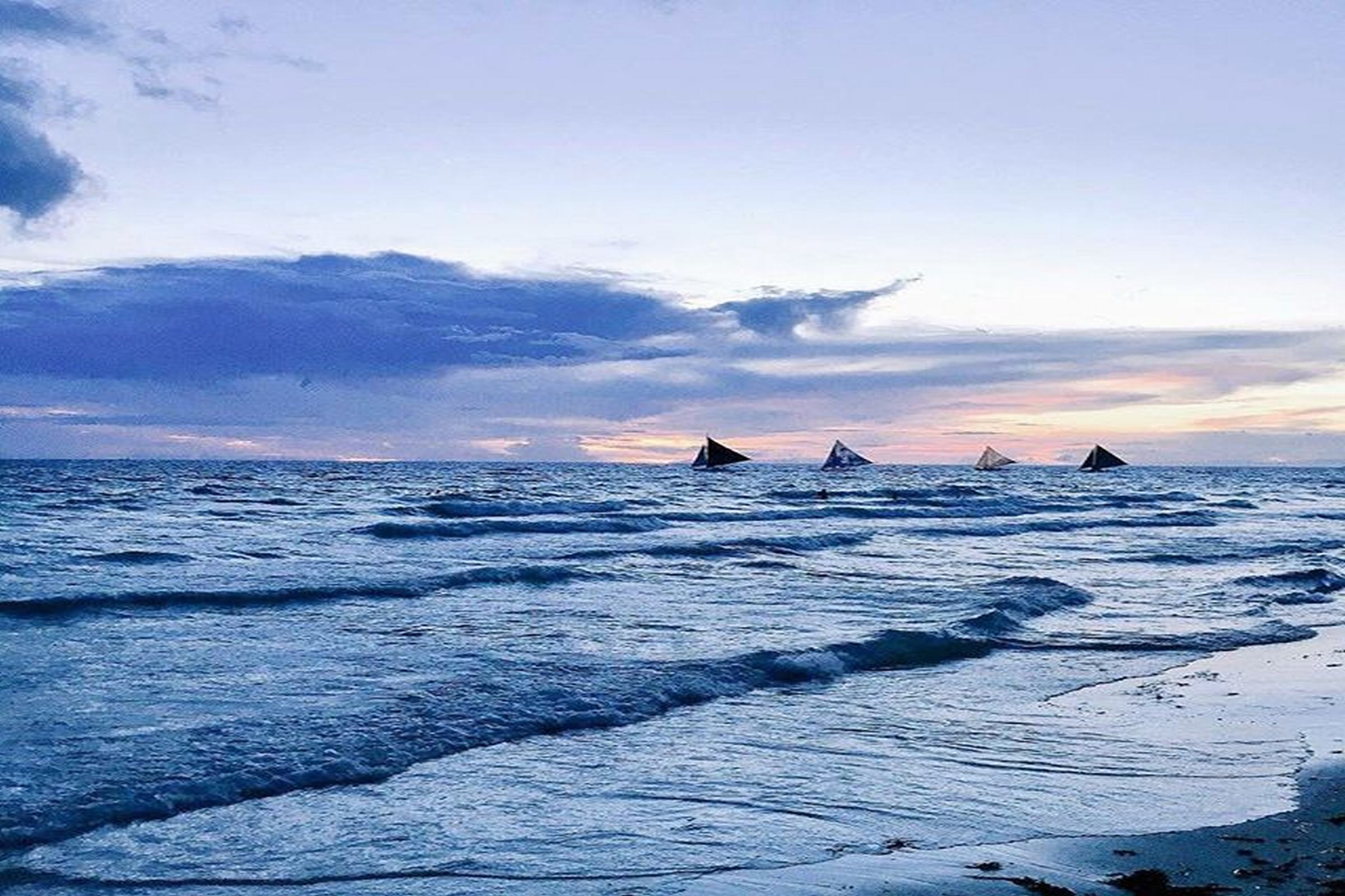 Crimson Resort & Spa Boracay