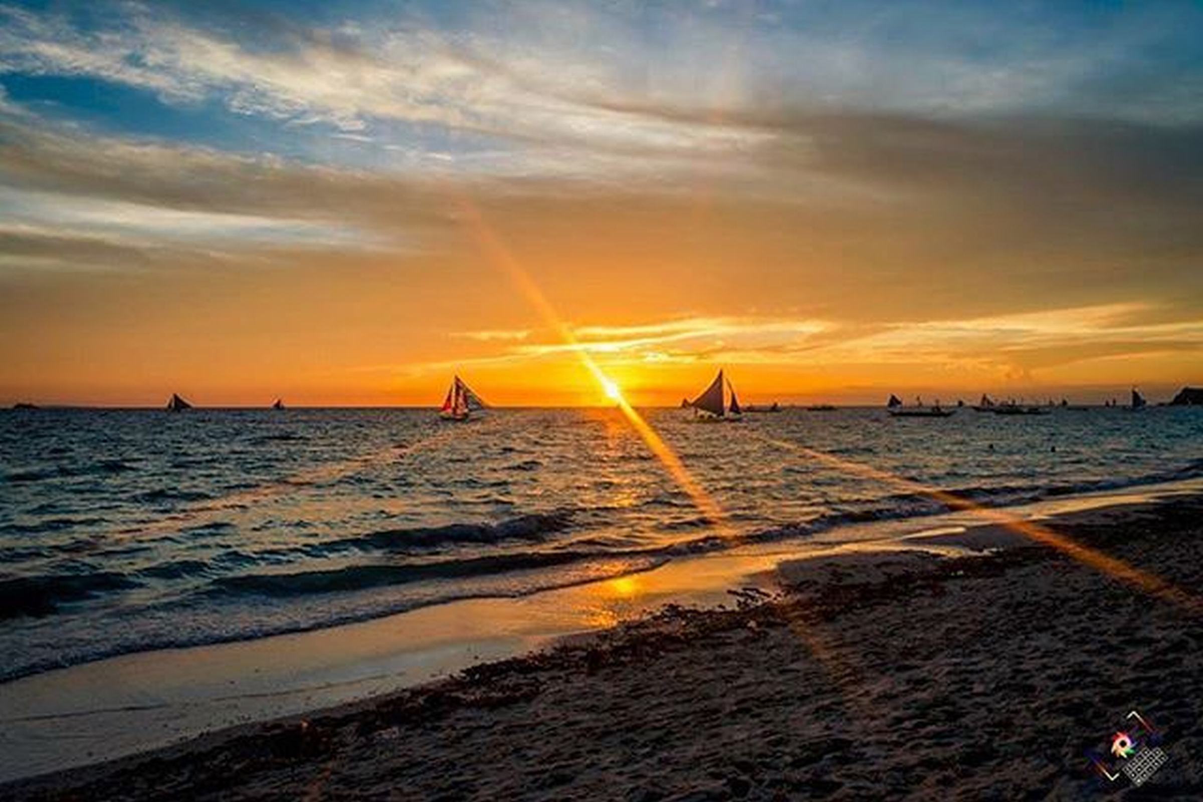 Crimson Resort & Spa Boracay