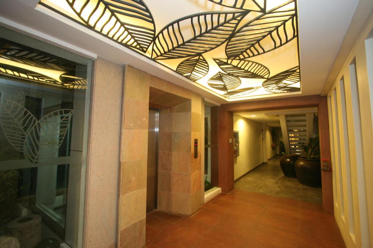 Crown Regency Beach Resort