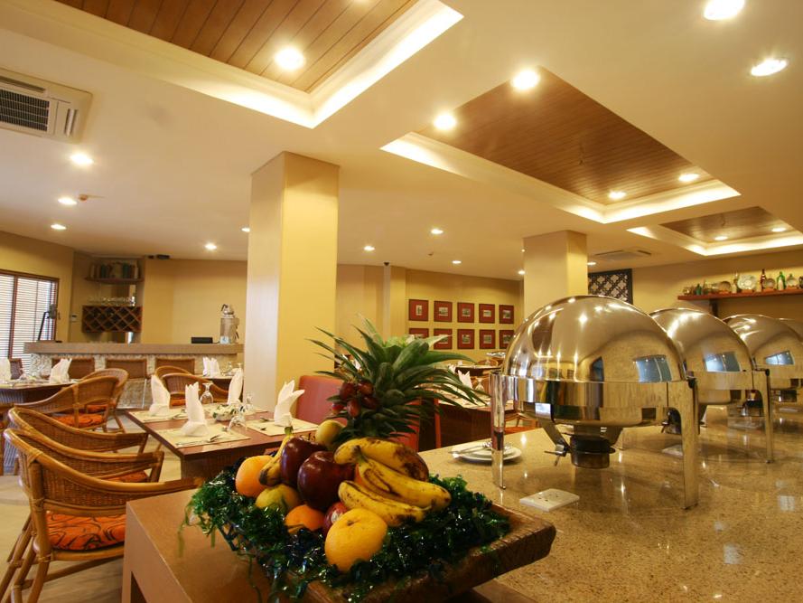 Crown Regency Prince Resort
