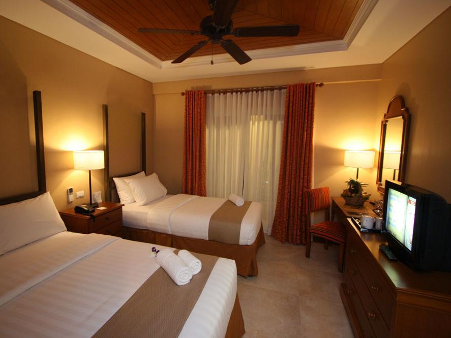 Crown Regency Prince Resort