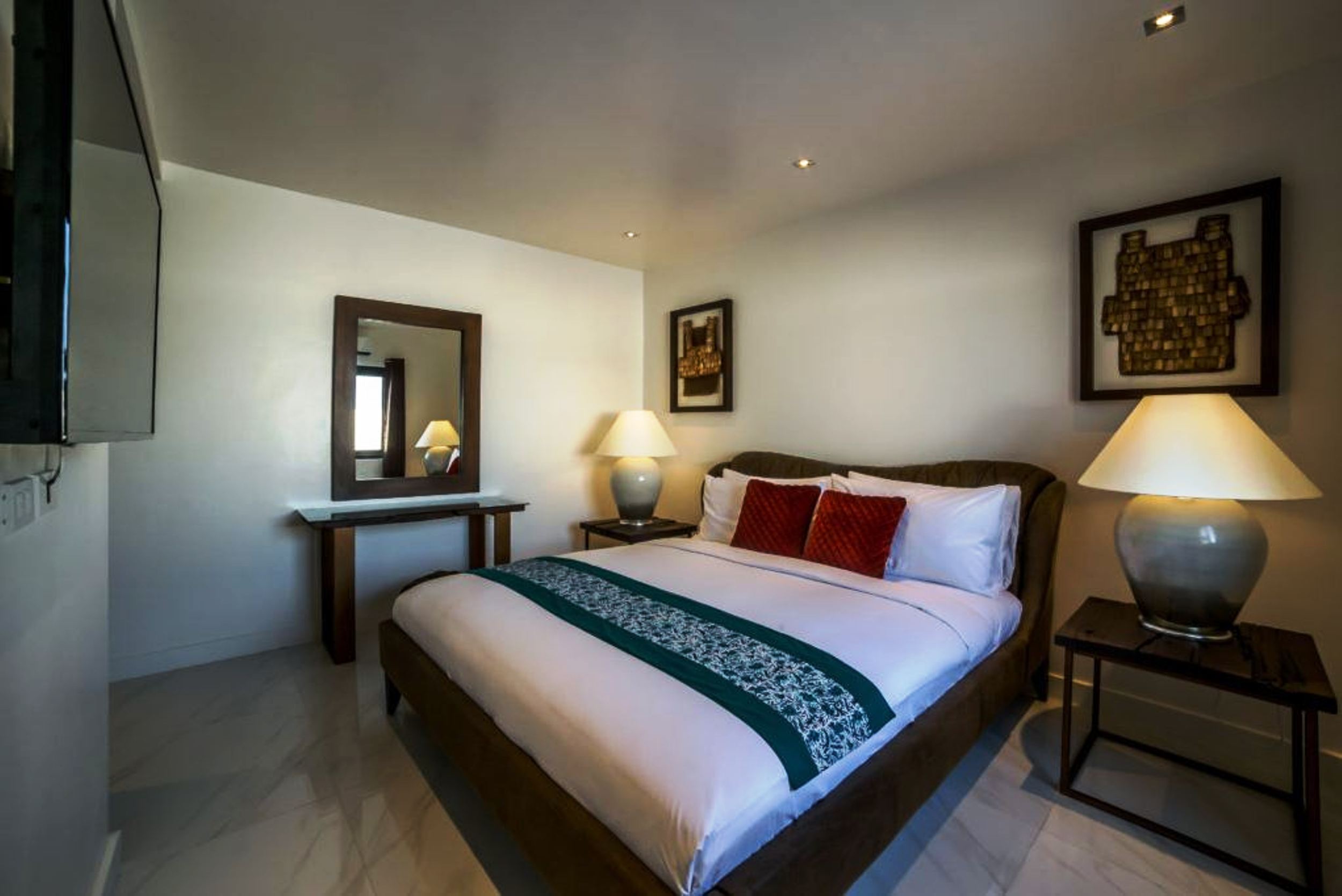 Den Pasar Boracay Luxury Apartments