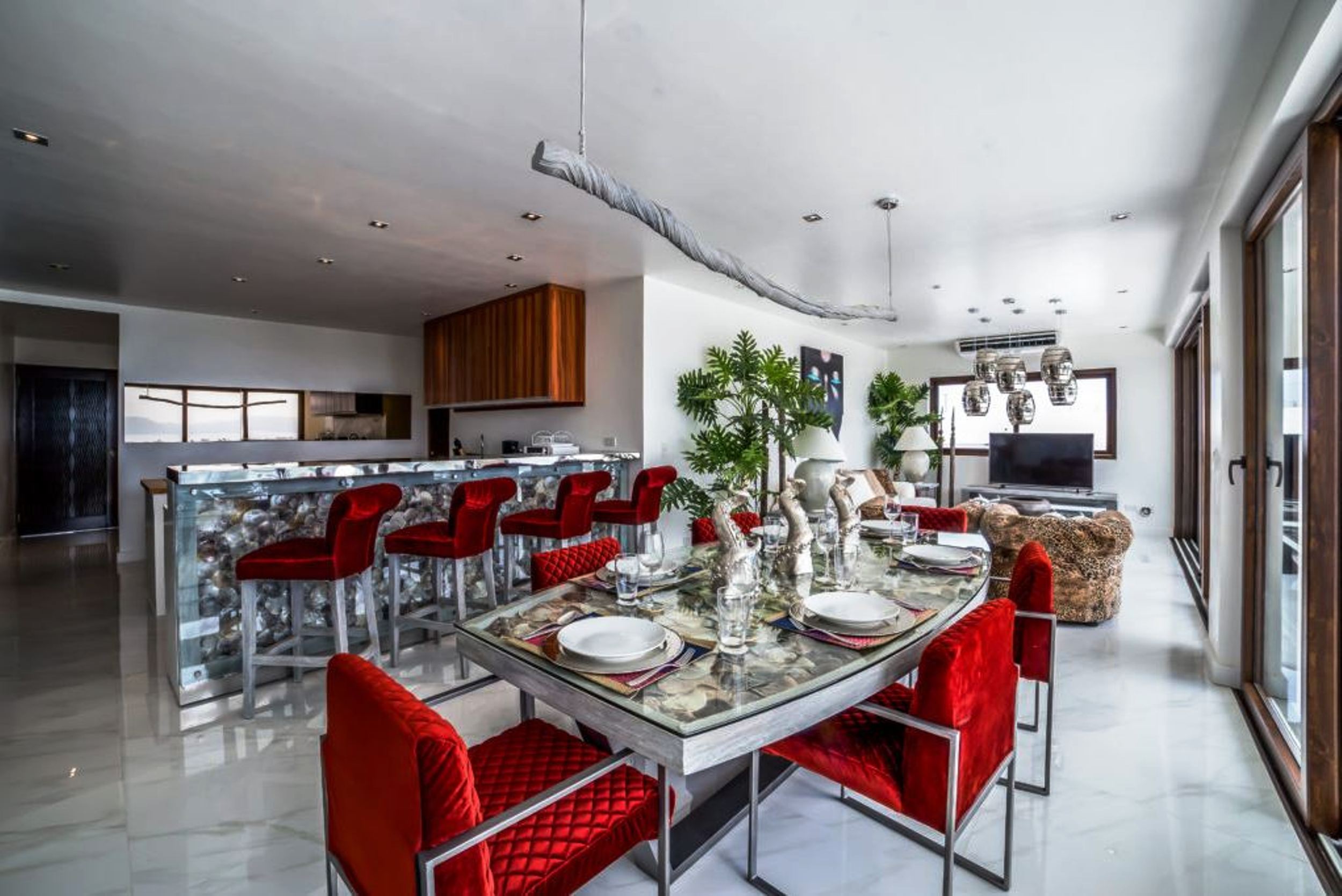 Den Pasar Boracay Luxury Apartments