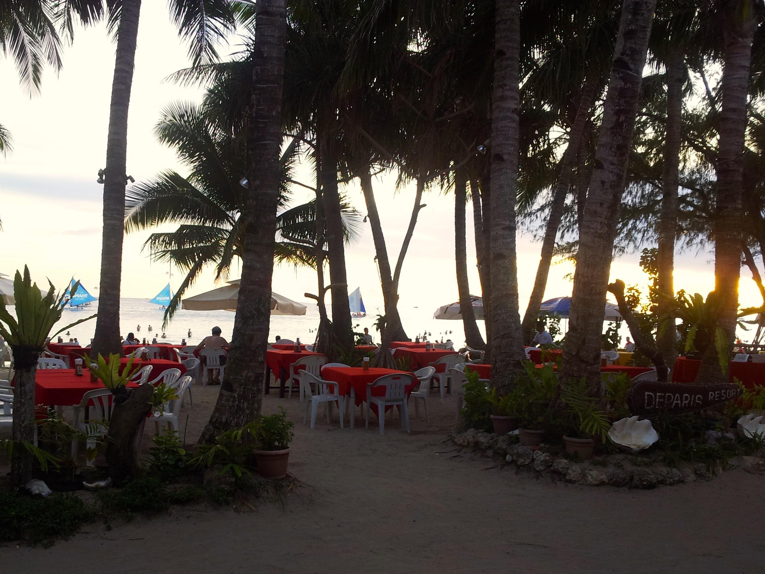 Deparis Beach Resort
