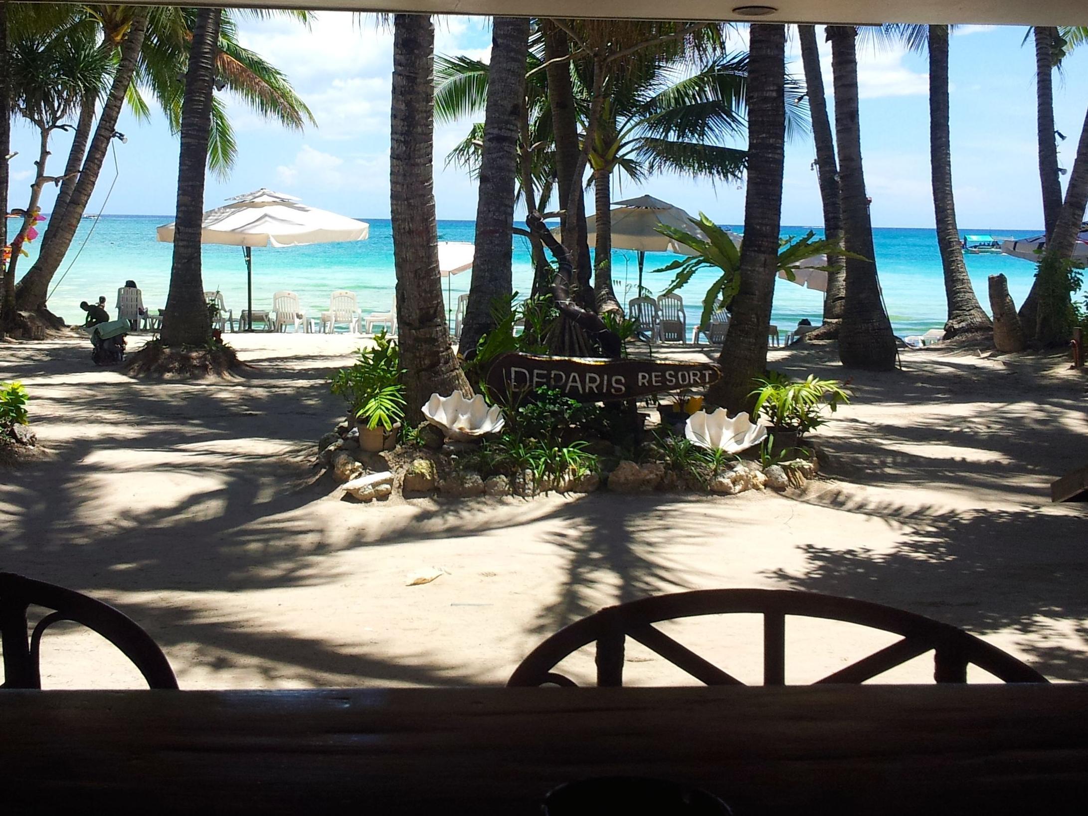 Deparis Beach Resort