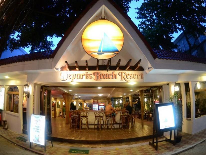 Deparis Beach Resort